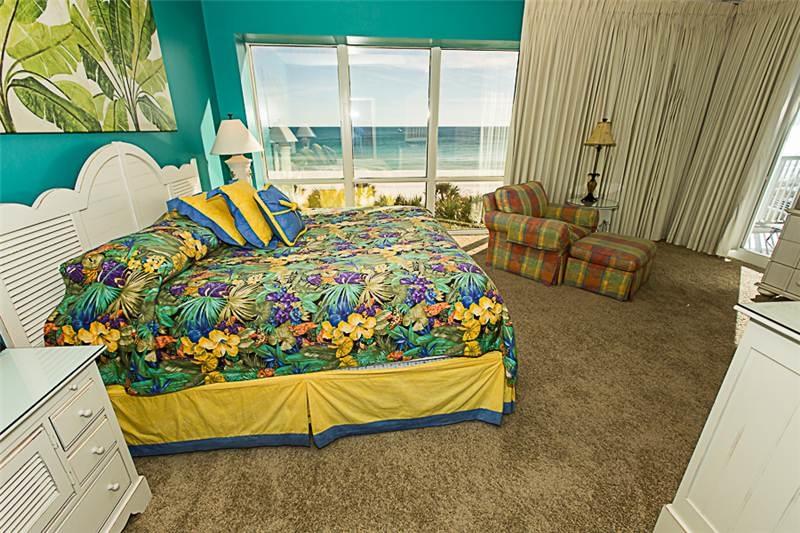 OCEANIA CONDO - Residential