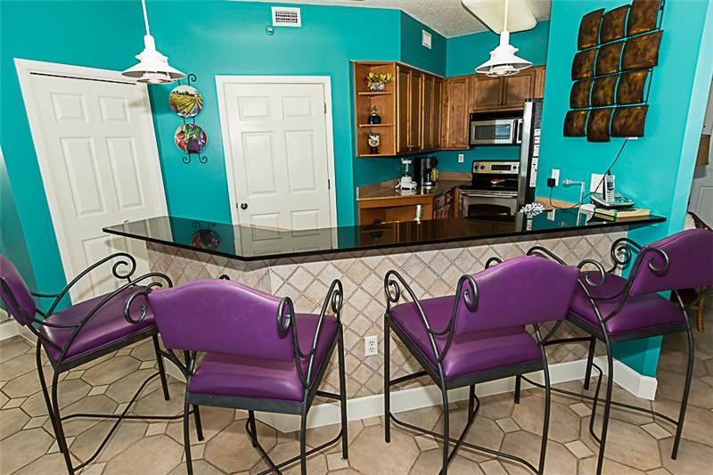 OCEANIA CONDO - Residential