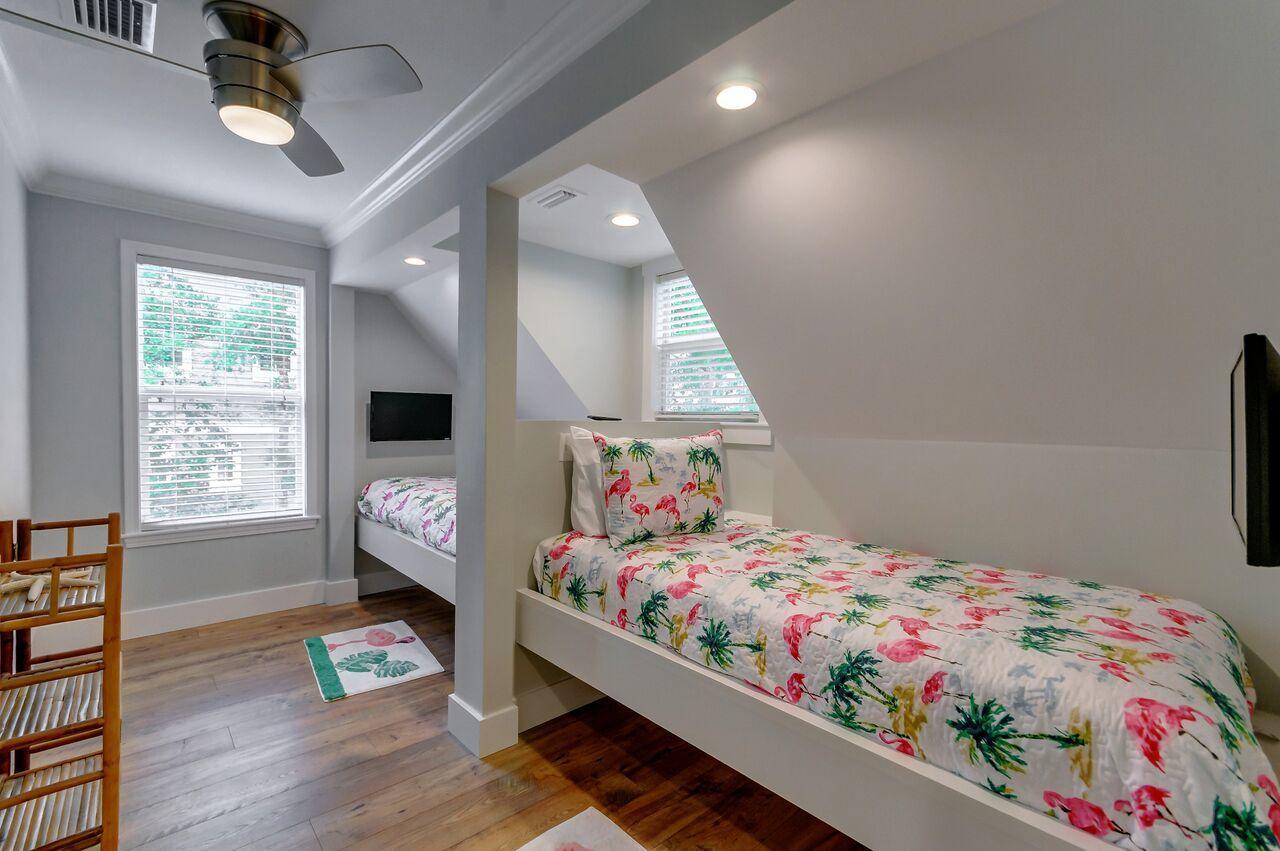 SEAGROVE 1ST ADDN - Residential