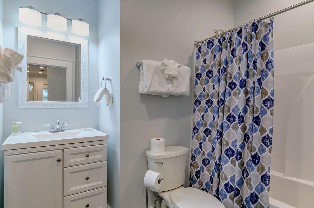 SEAGROVE 1ST ADDN - Residential