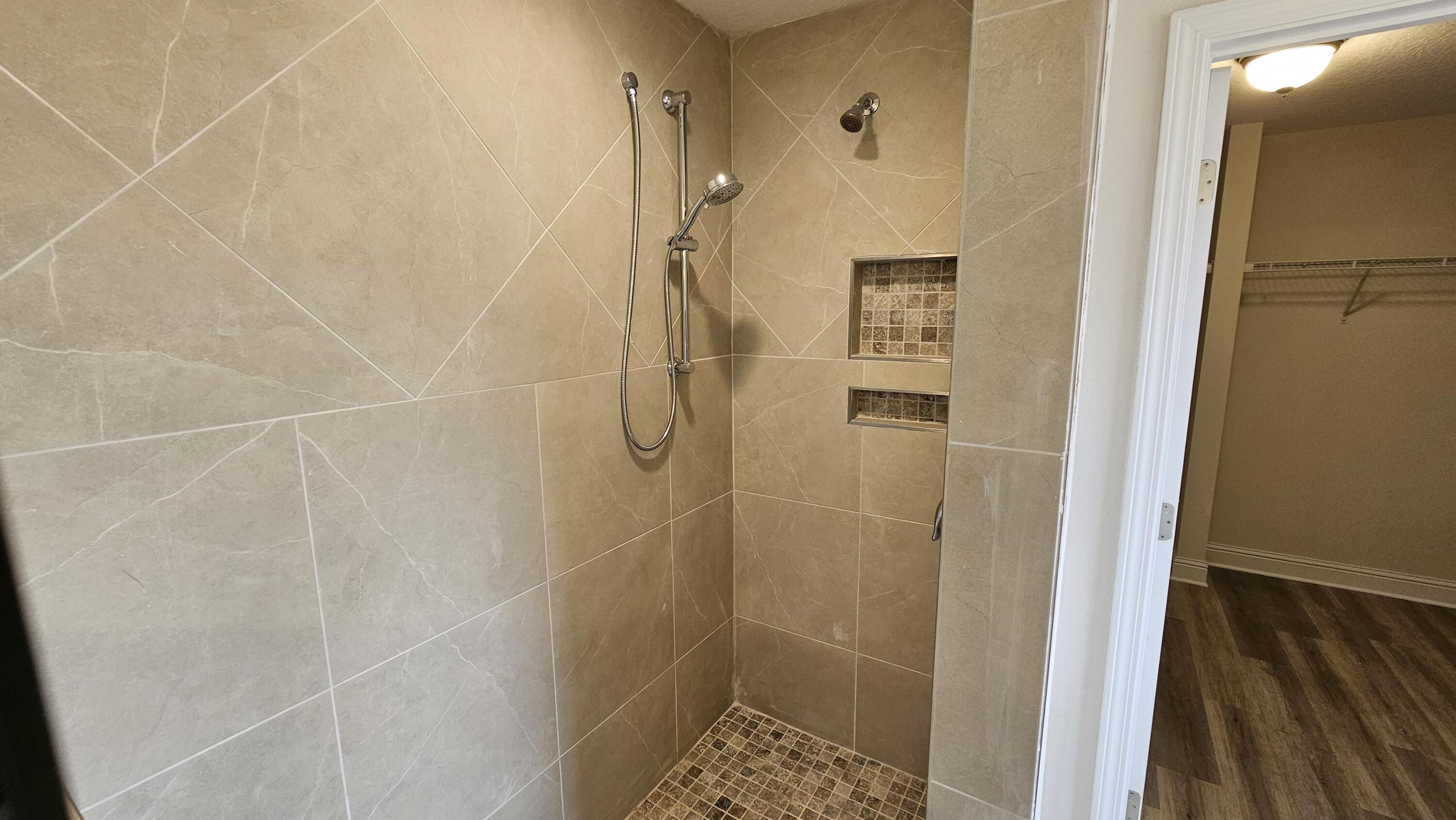 Nature Lake - Residential