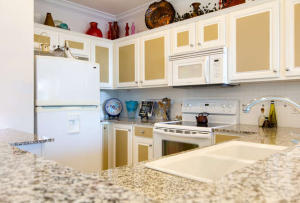 The French Quarters Condo - Residential