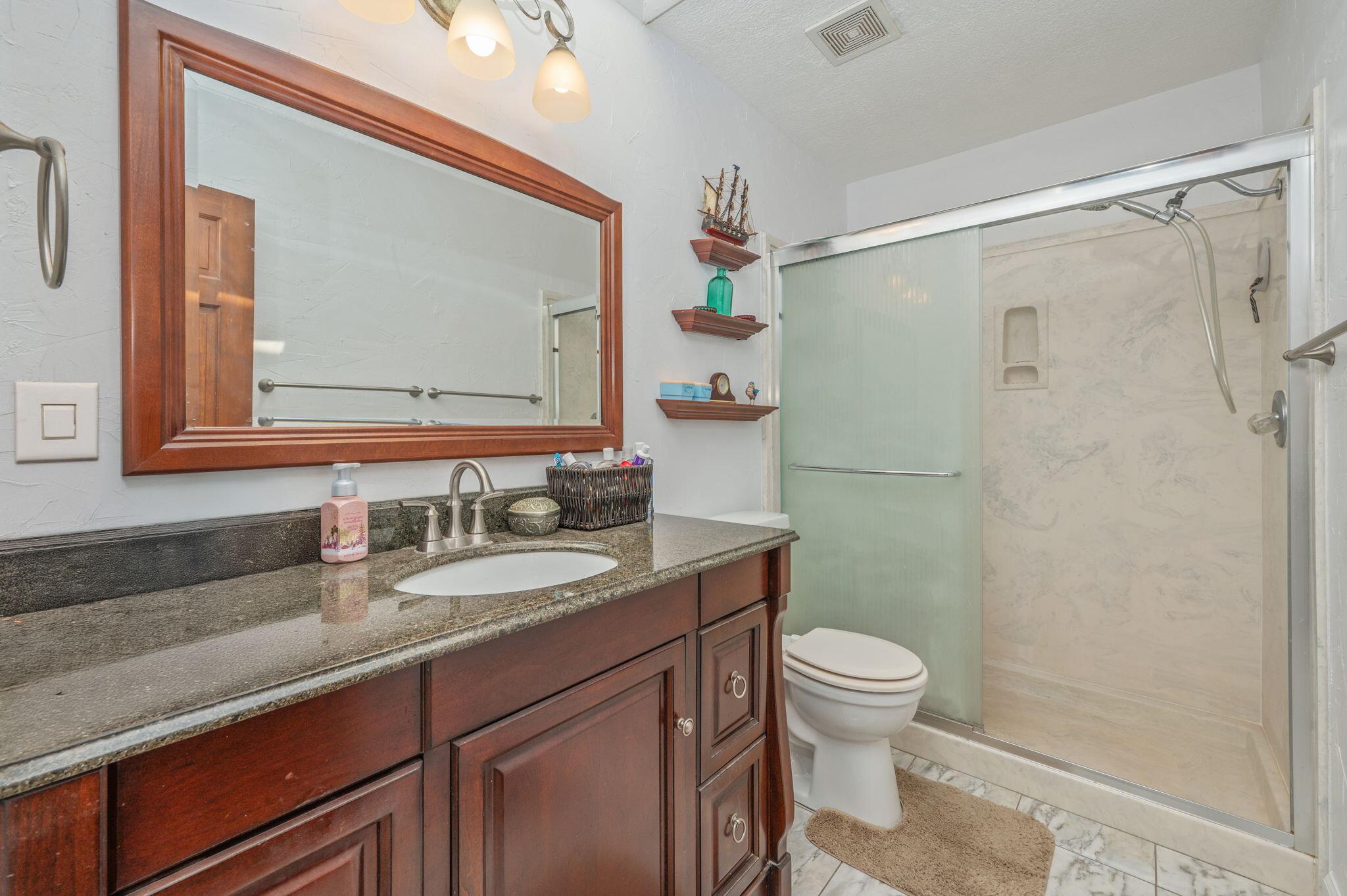 LAKE LORRAINE ESTATES 3 - Residential