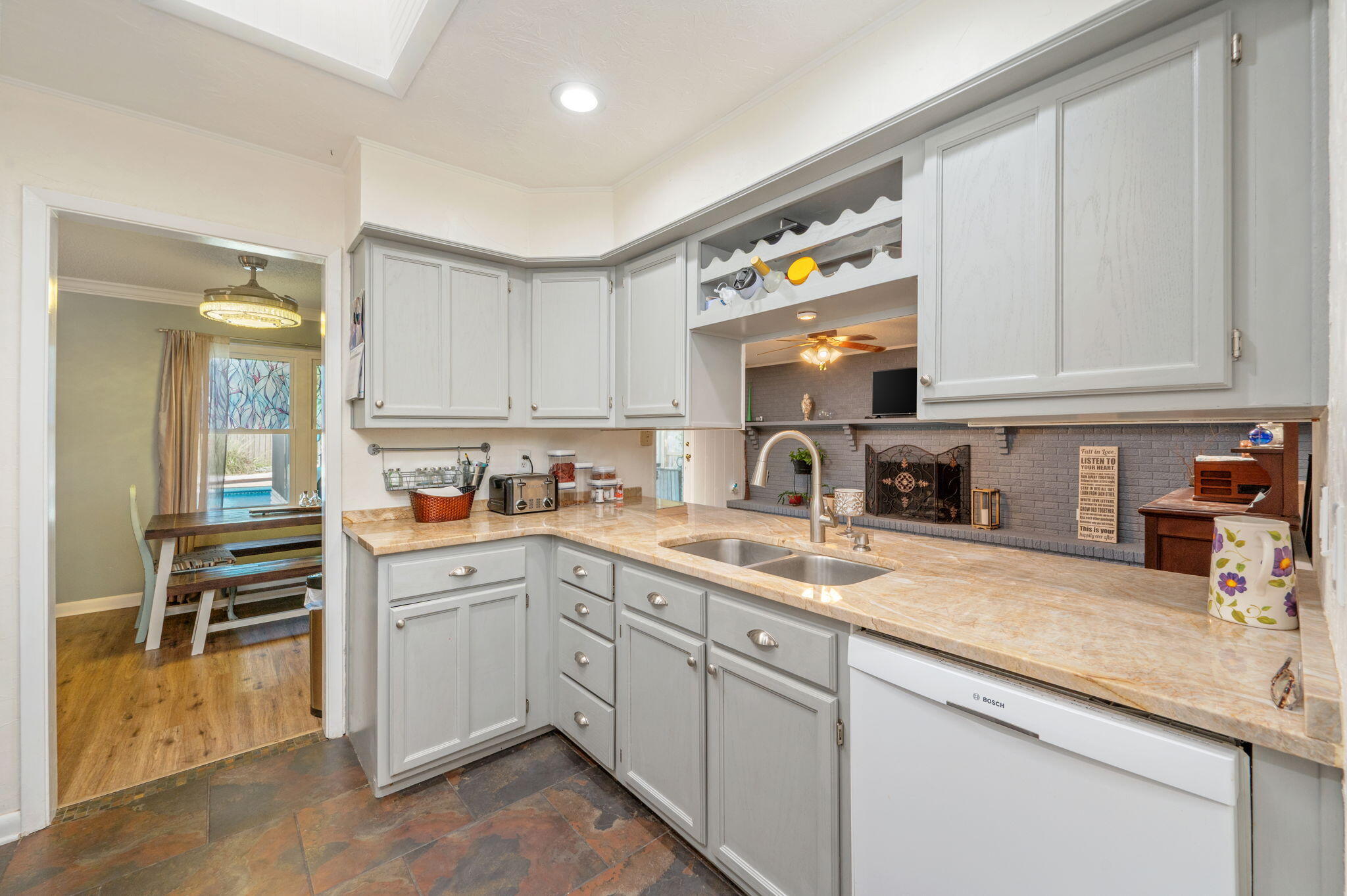 LAKE LORRAINE ESTATES 3 - Residential