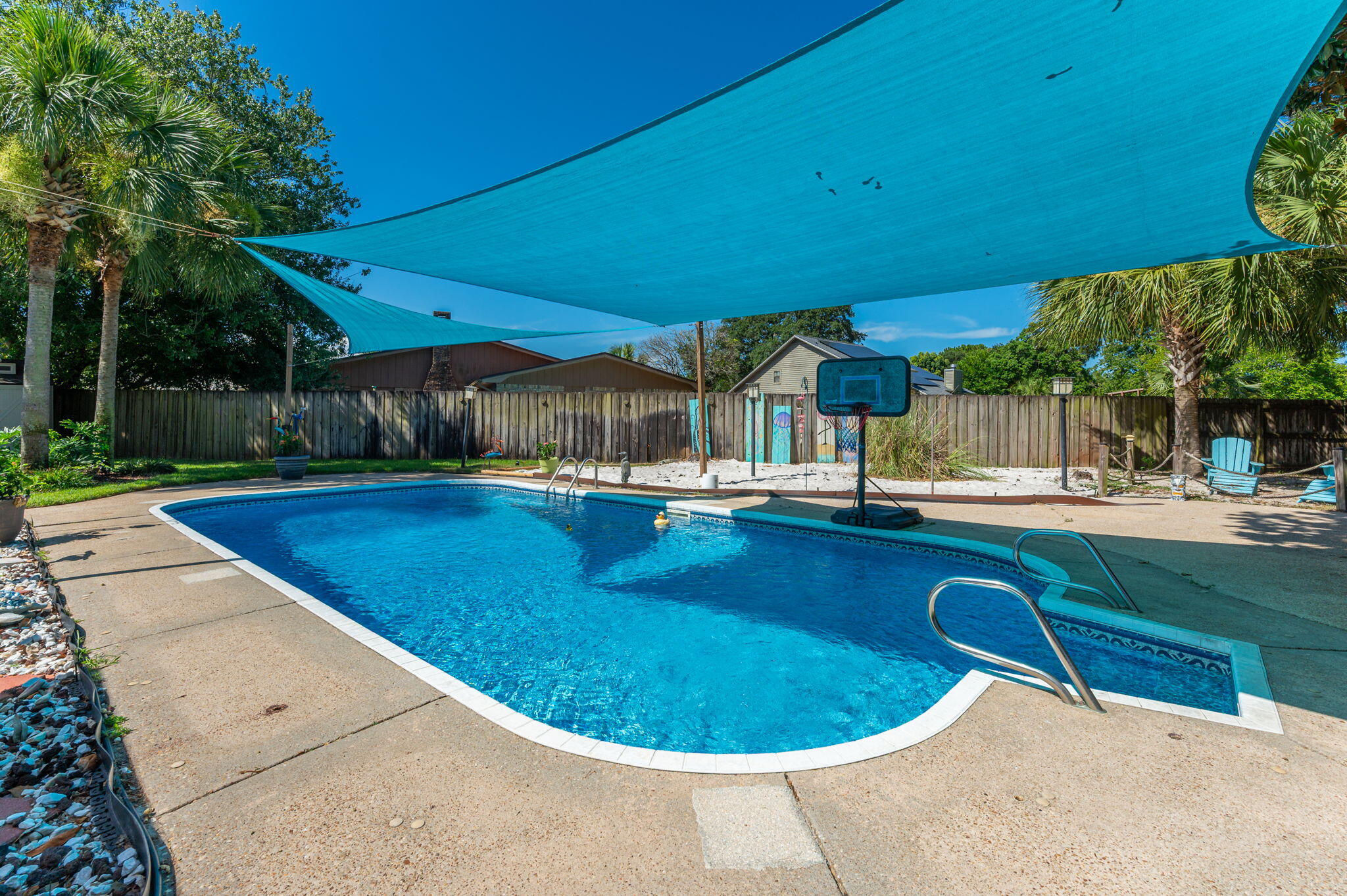 LAKE LORRAINE ESTATES 3 - Residential