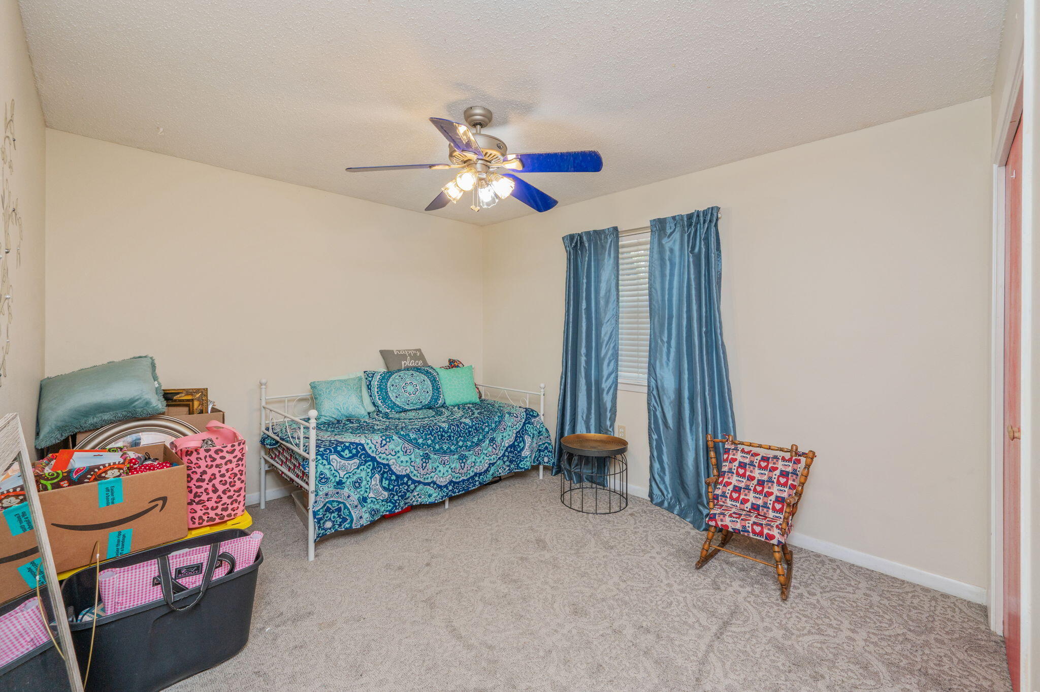 LAKE LORRAINE ESTATES 3 - Residential