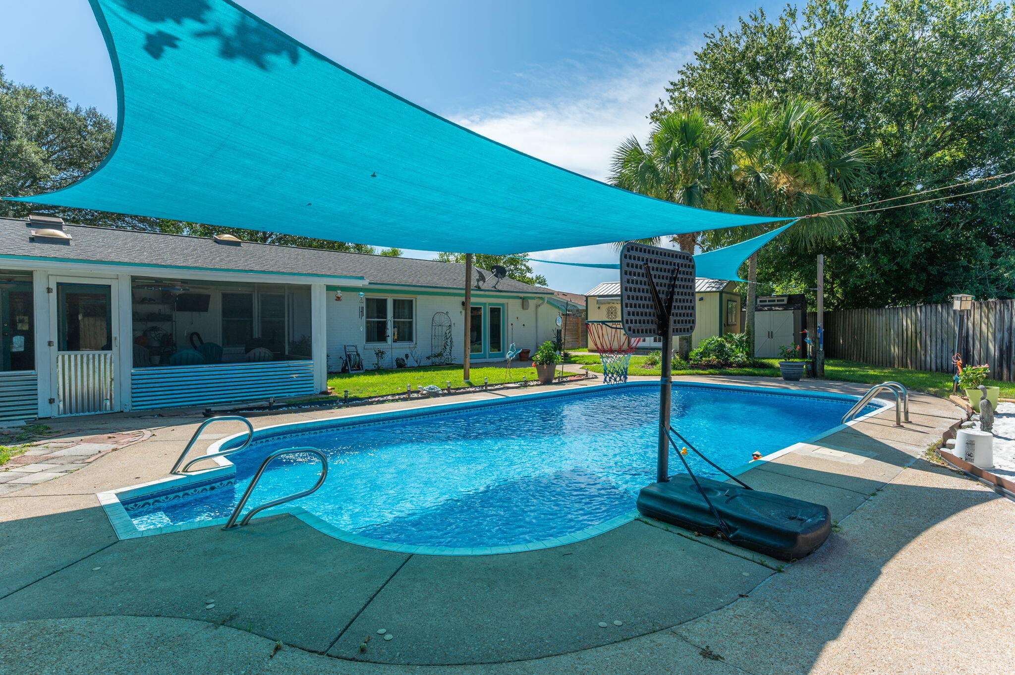 LAKE LORRAINE ESTATES 3 - Residential