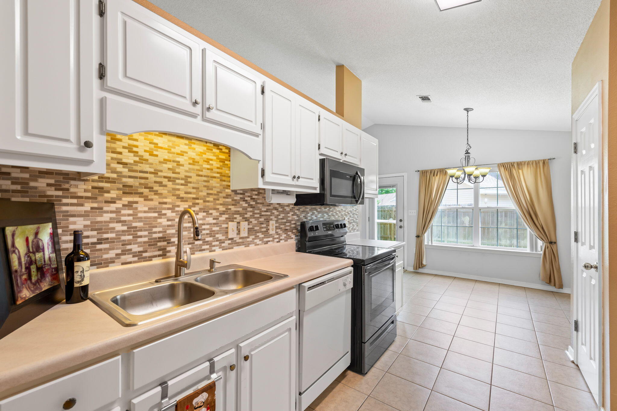 WATERFORD ESTATES S/D - Residential