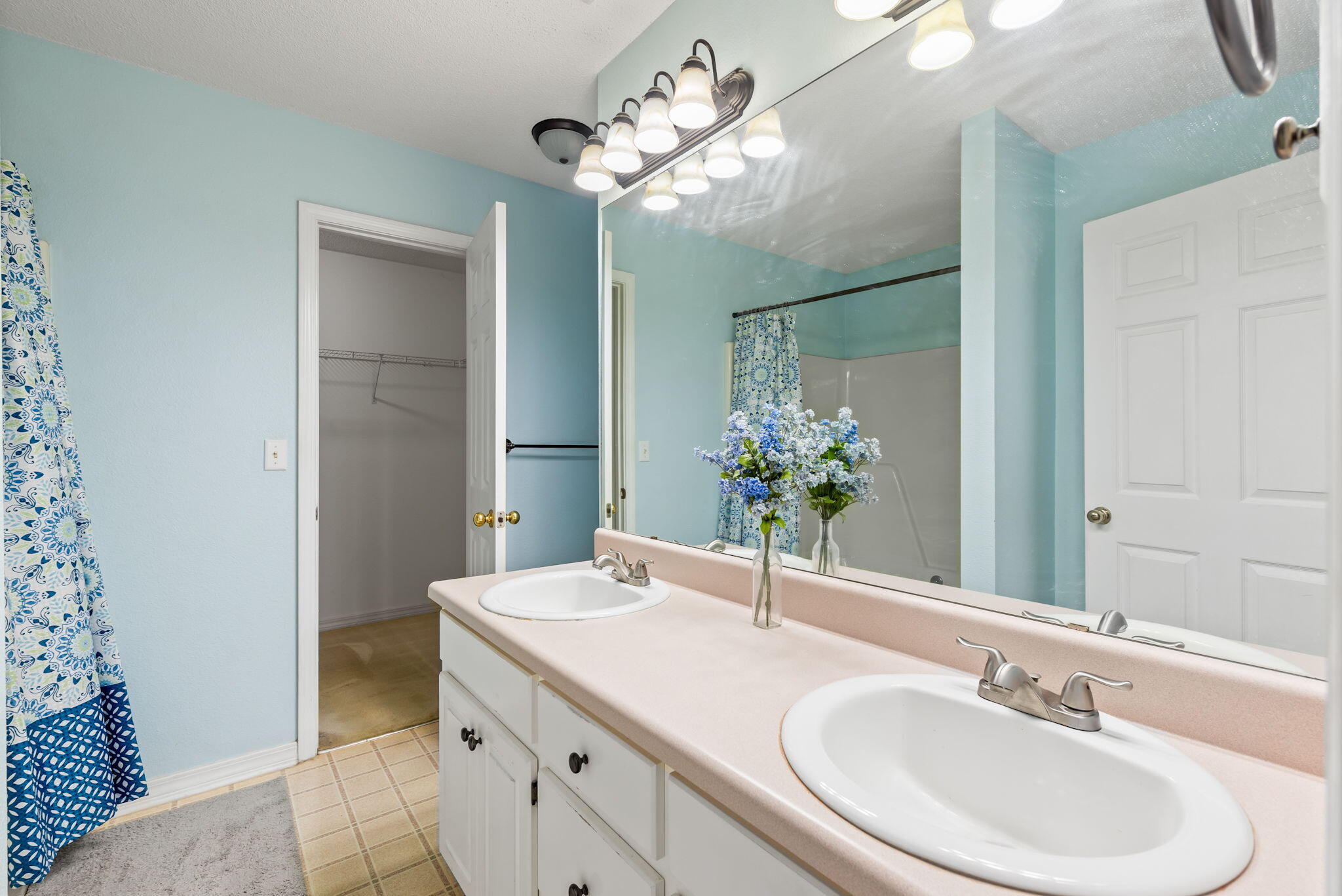 WATERFORD ESTATES S/D - Residential