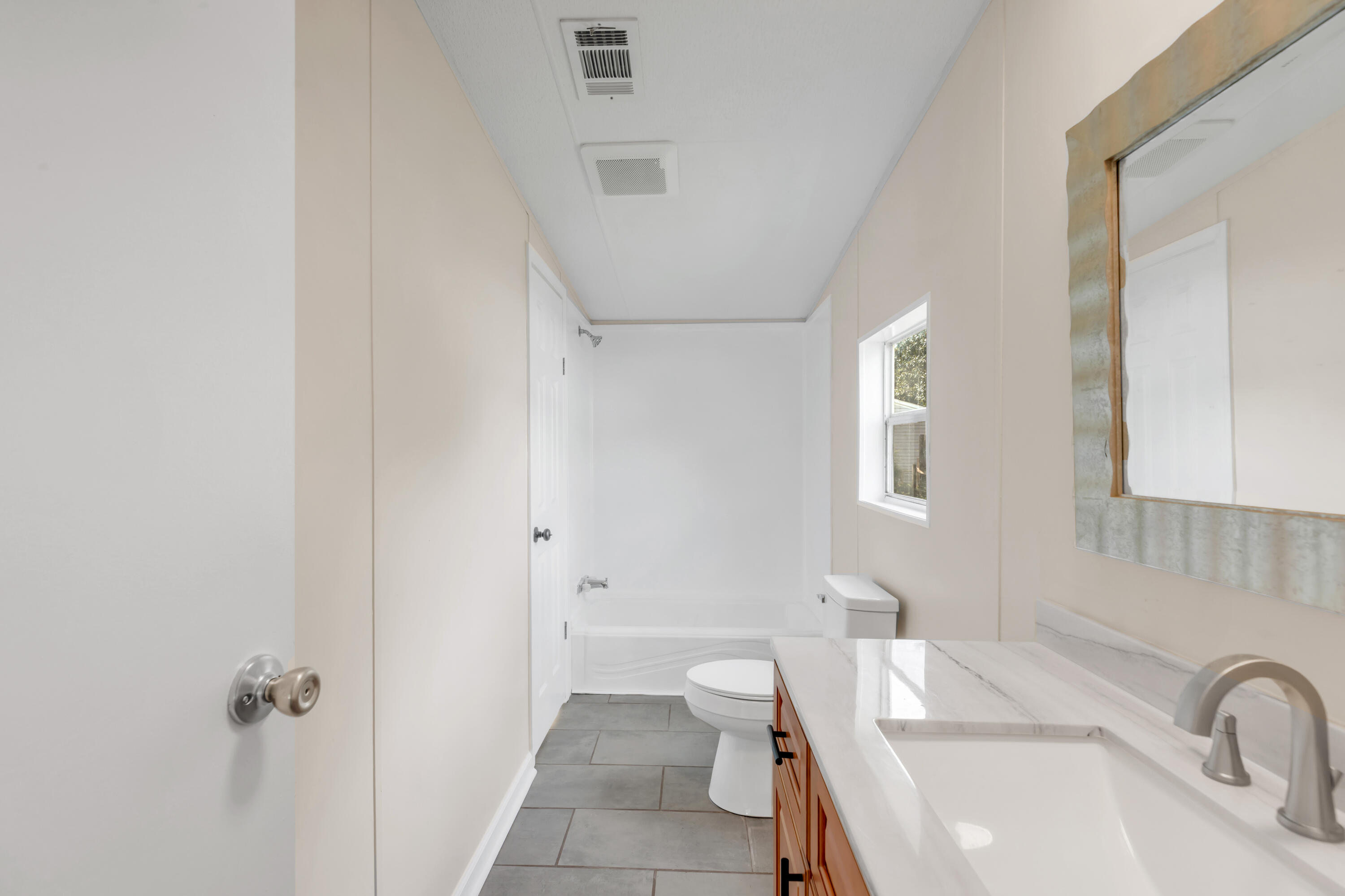 CASA LOMA S/D 1ST ADDN - Residential