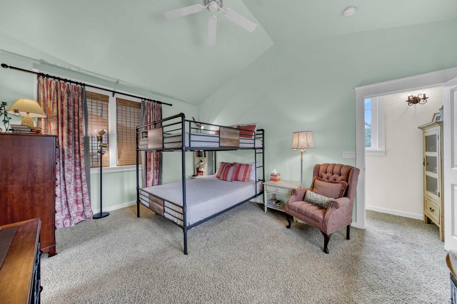 LAUREL GROVE - Residential