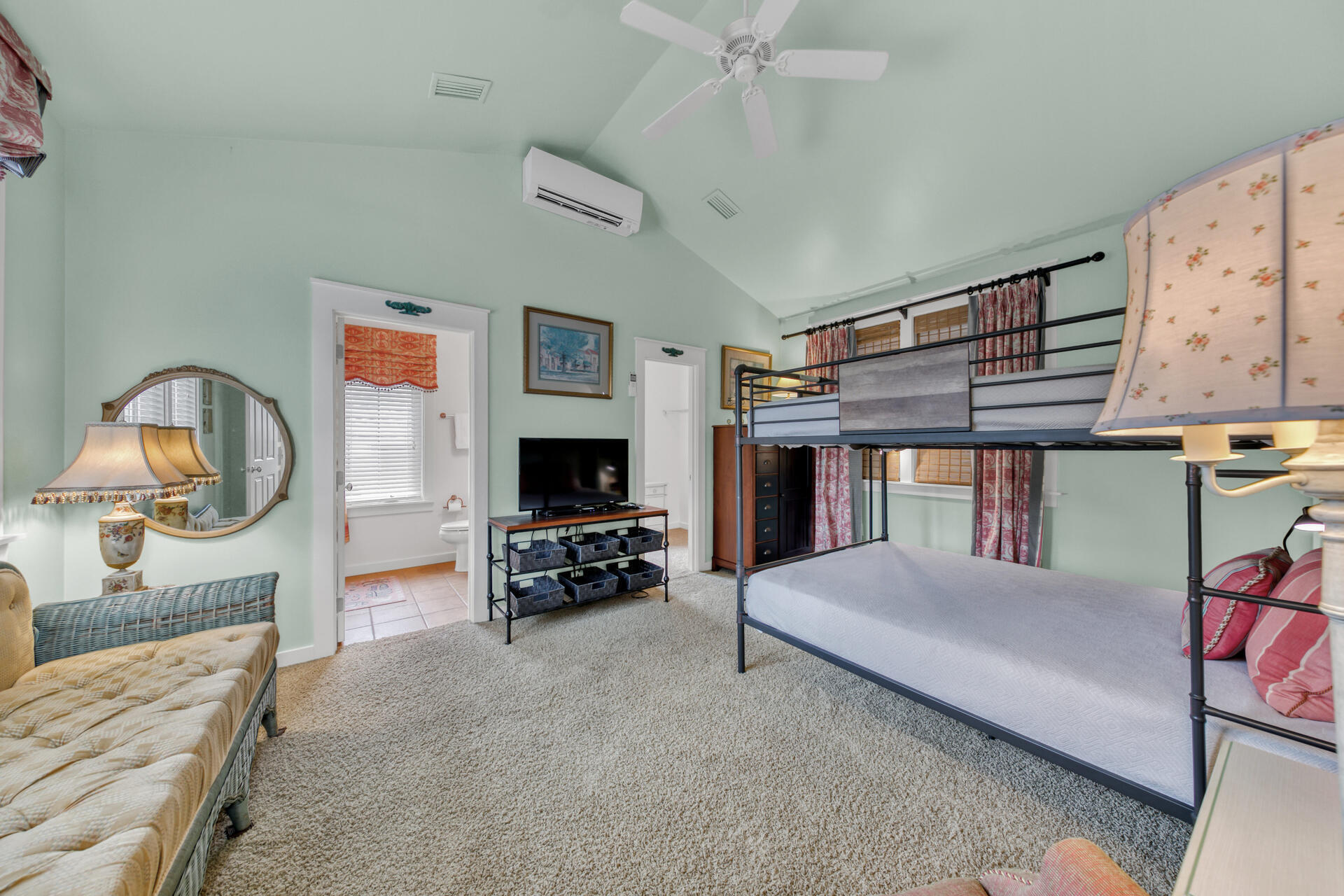 LAUREL GROVE - Residential