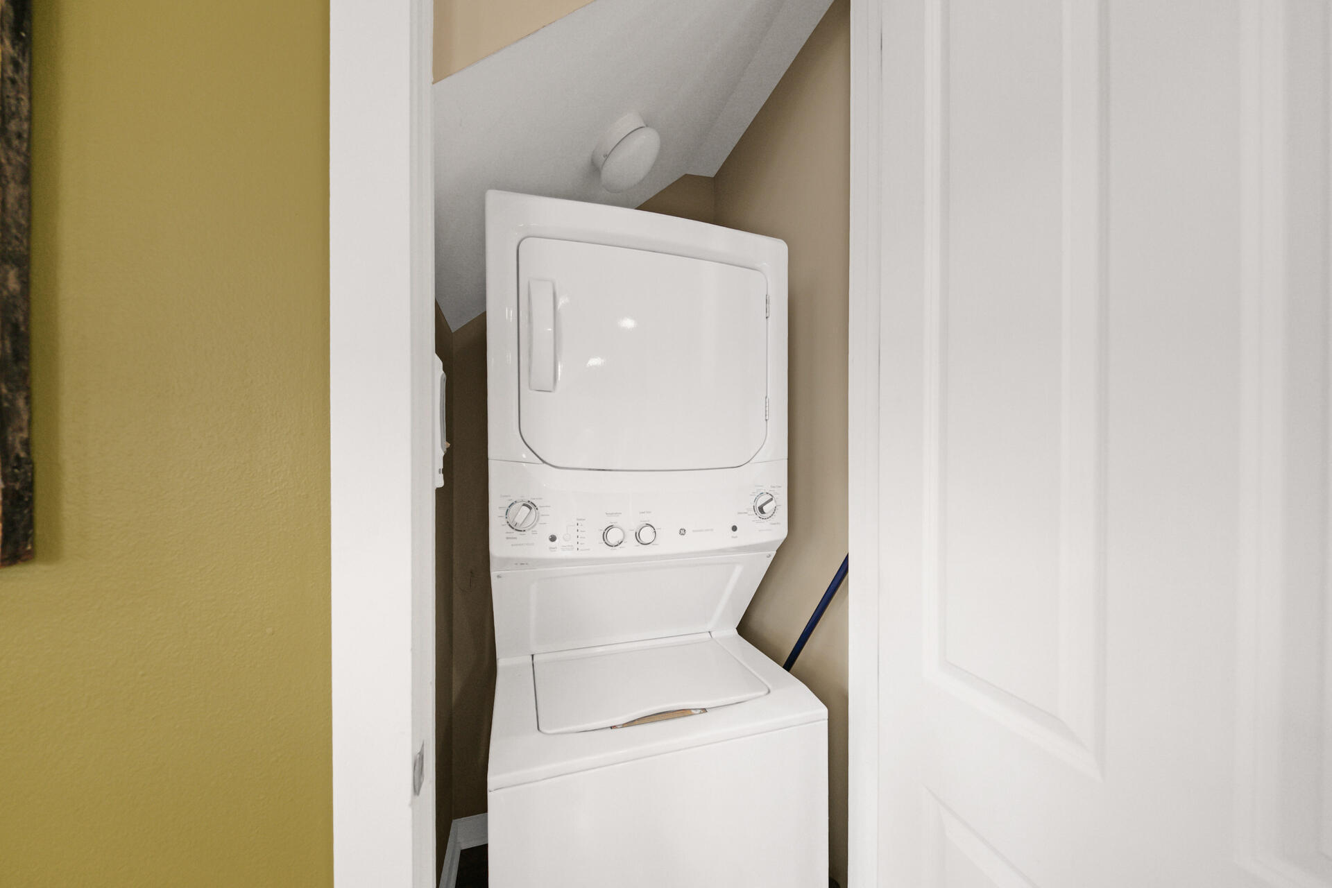 LAUREL GROVE - Residential