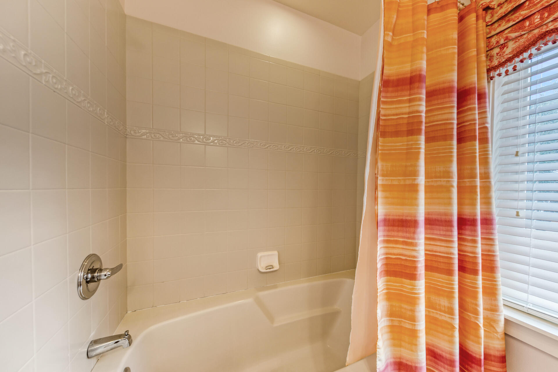 LAUREL GROVE - Residential