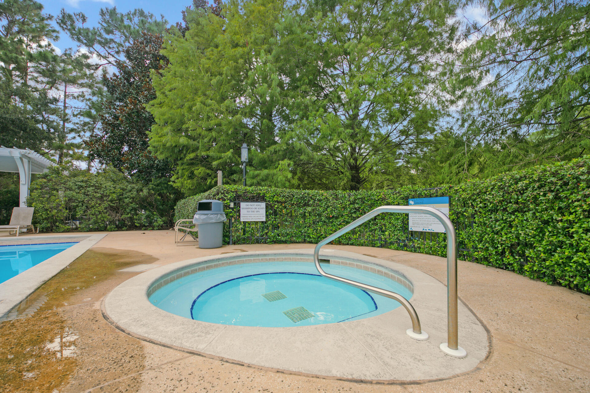 LAUREL GROVE - Residential