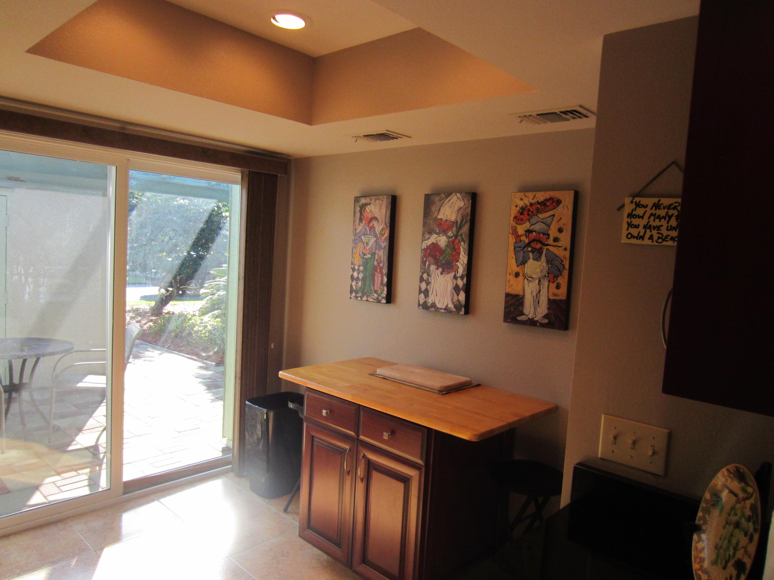 LINKSIDE VILLAGE UNIT 1 - Residential