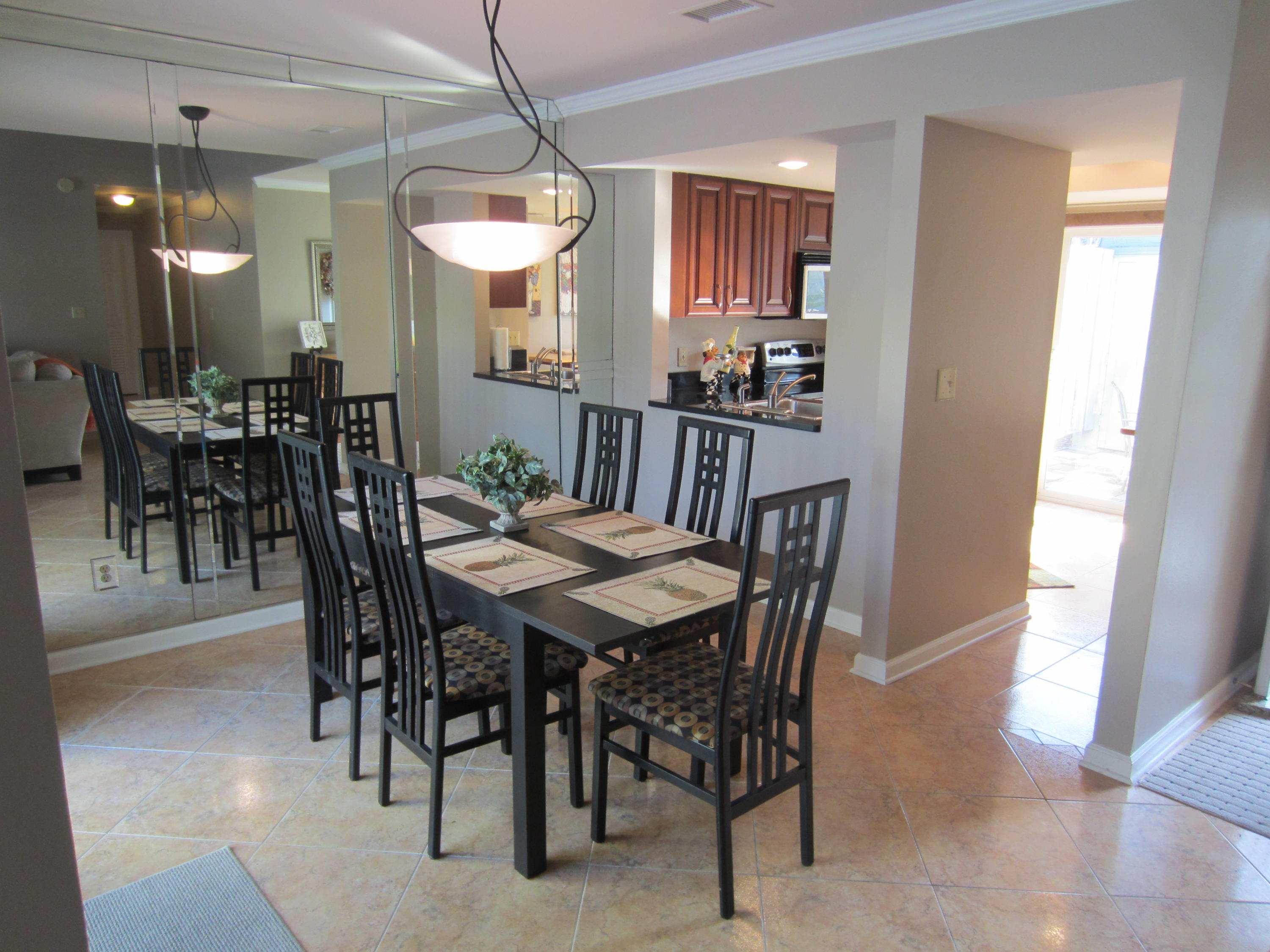 LINKSIDE VILLAGE UNIT 1 - Residential