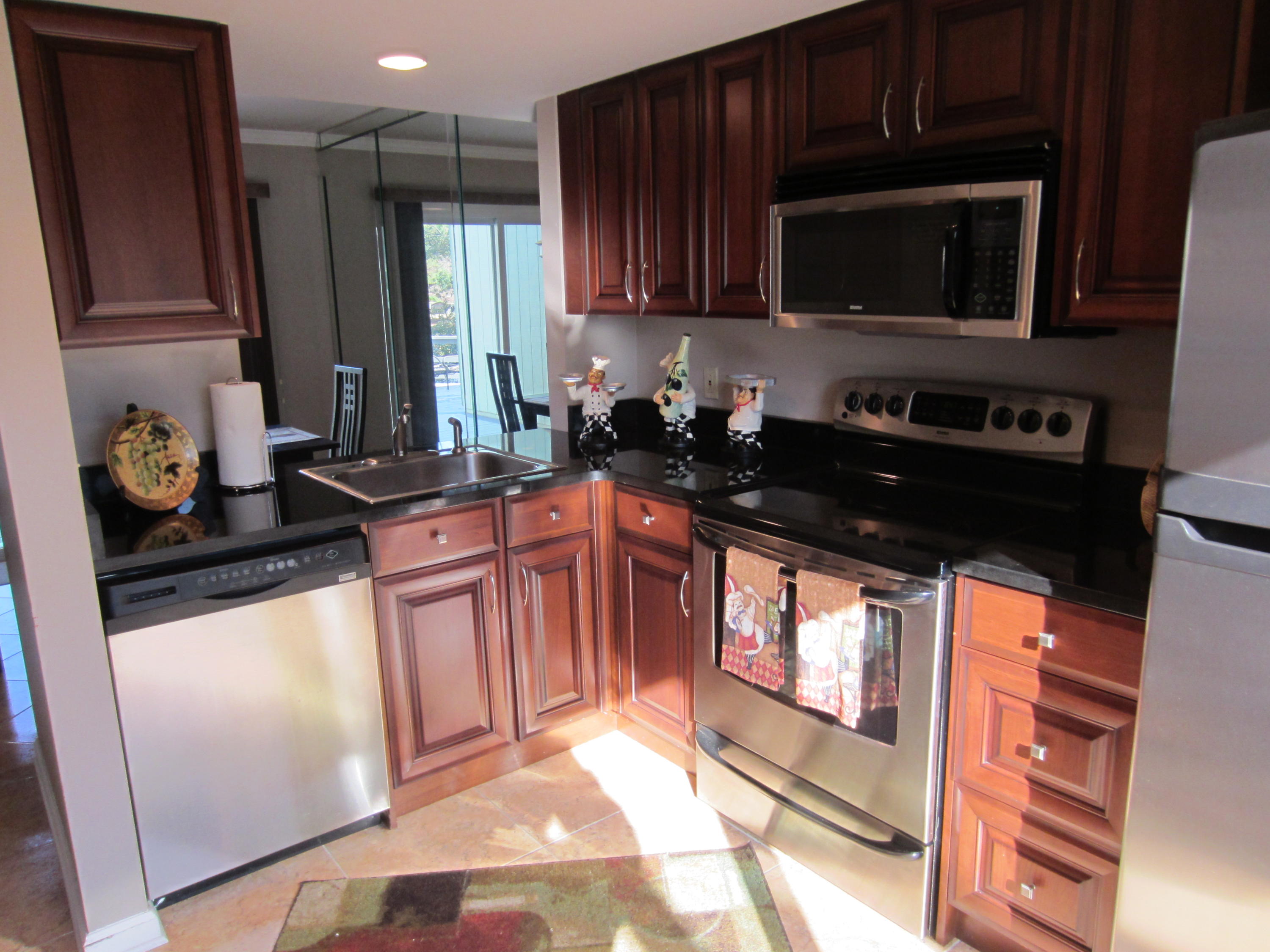 LINKSIDE VILLAGE UNIT 1 - Residential