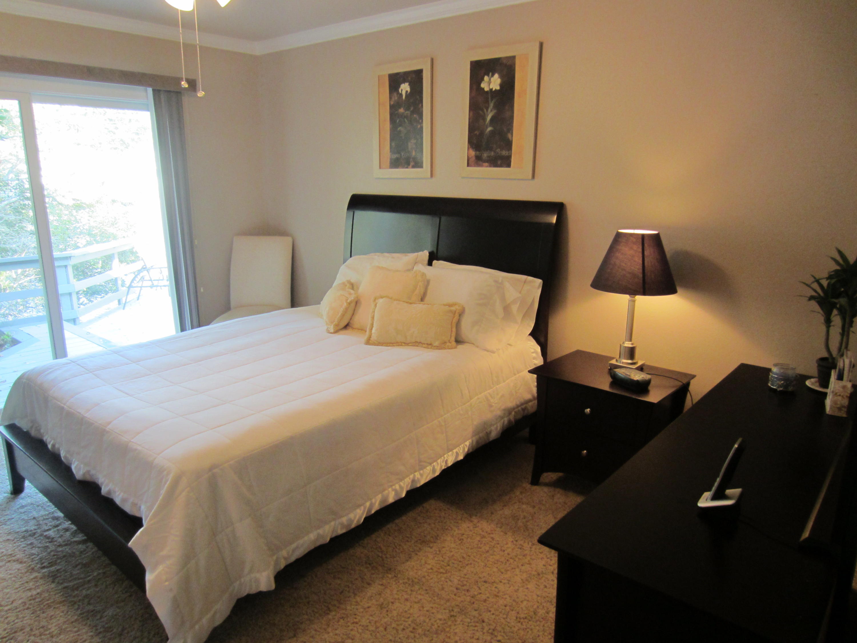 LINKSIDE VILLAGE UNIT 1 - Residential