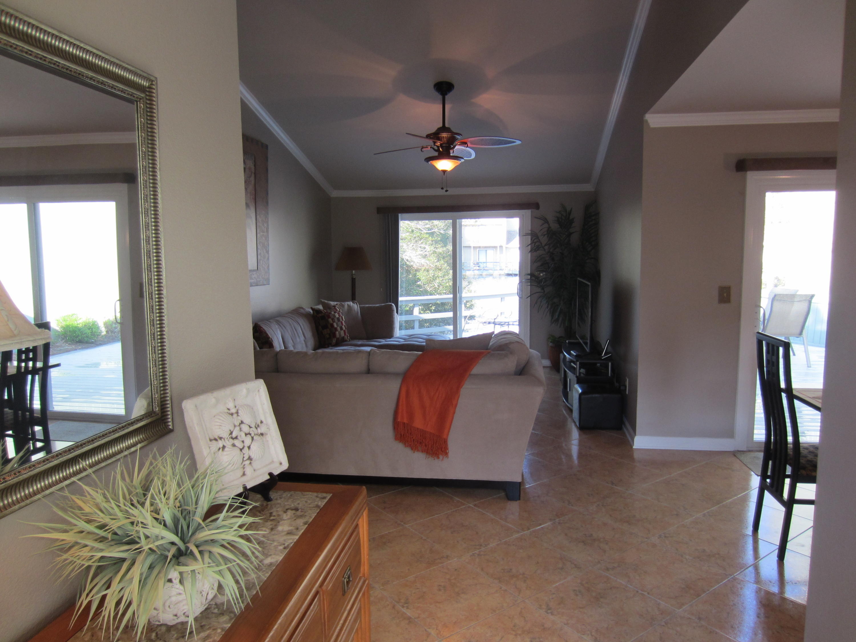 LINKSIDE VILLAGE UNIT 1 - Residential