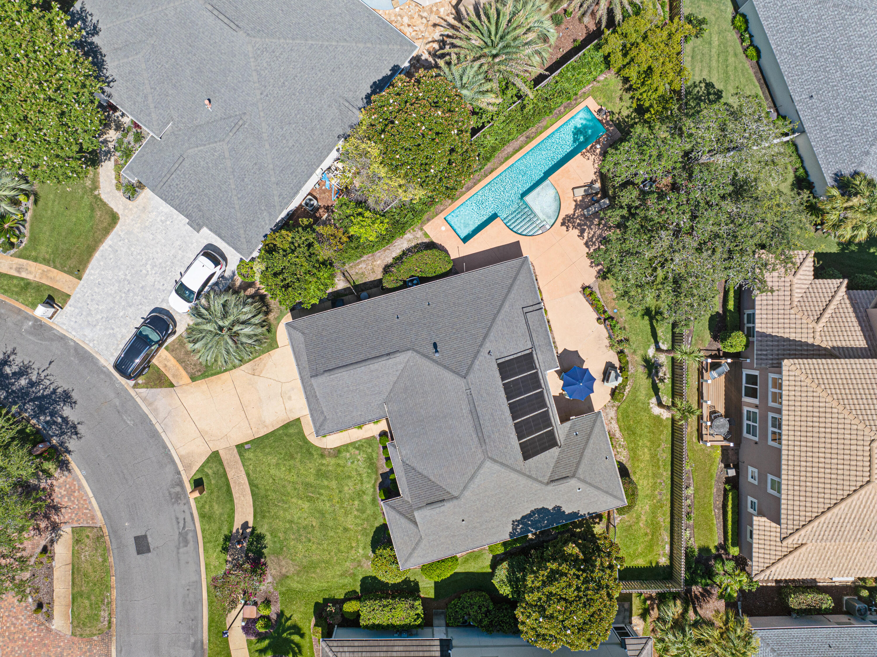 AVALON BEACH ESTATES - Residential