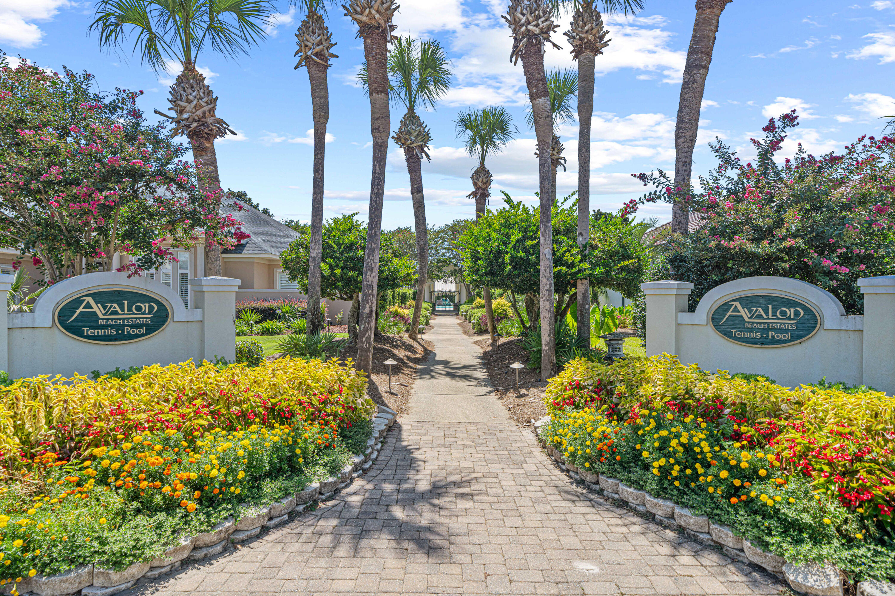 AVALON BEACH ESTATES - Residential