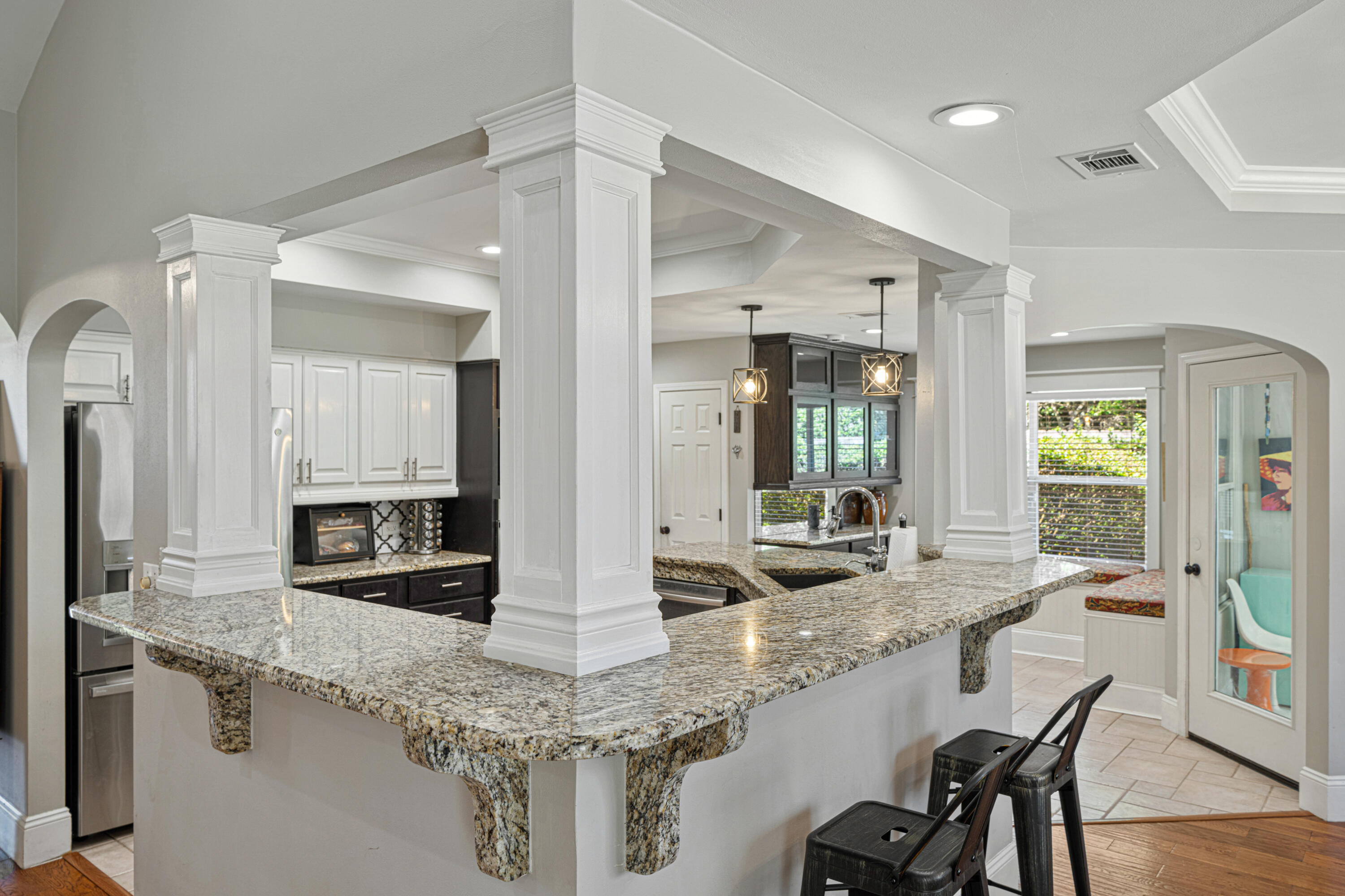 AVALON BEACH ESTATES - Residential