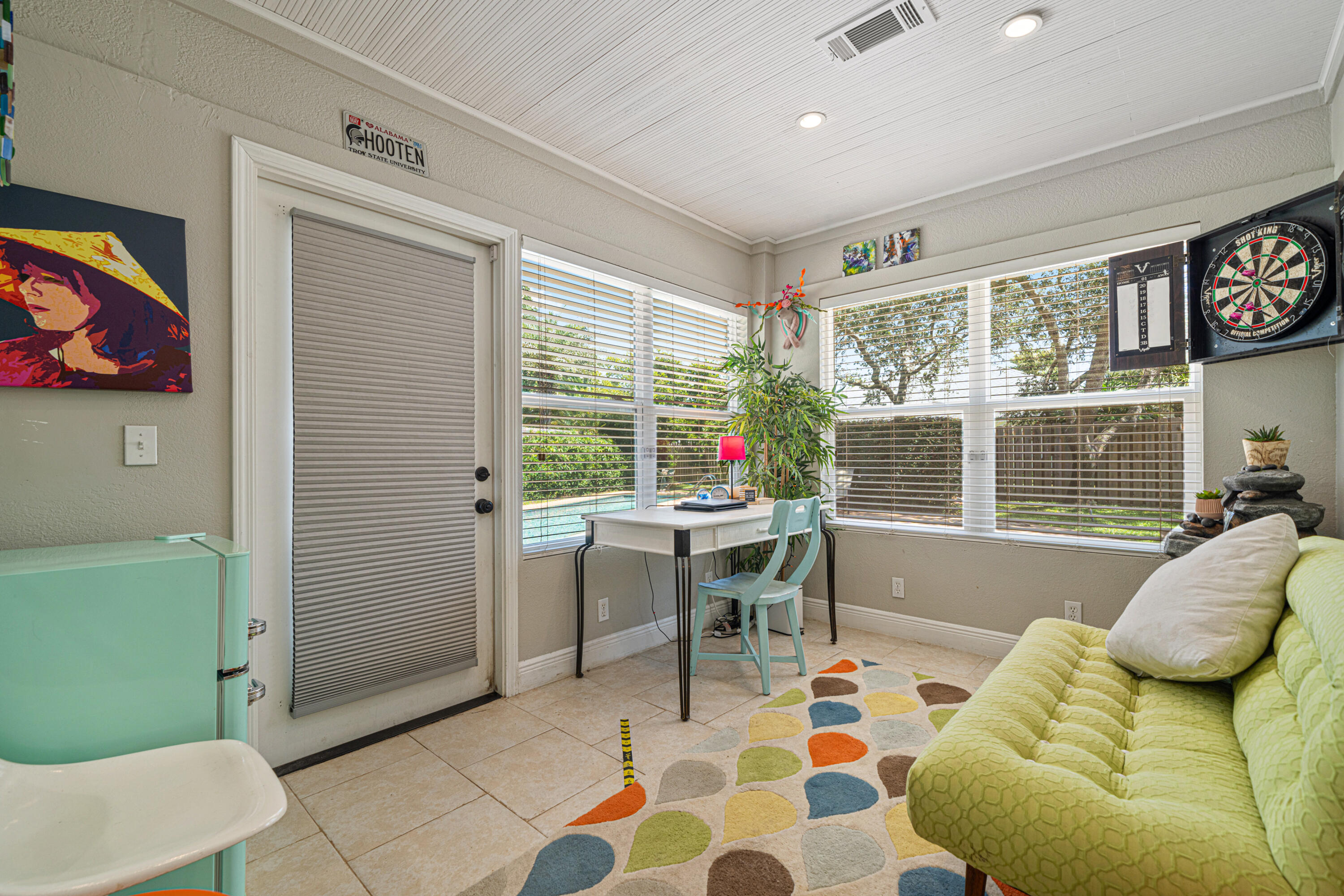 AVALON BEACH ESTATES - Residential