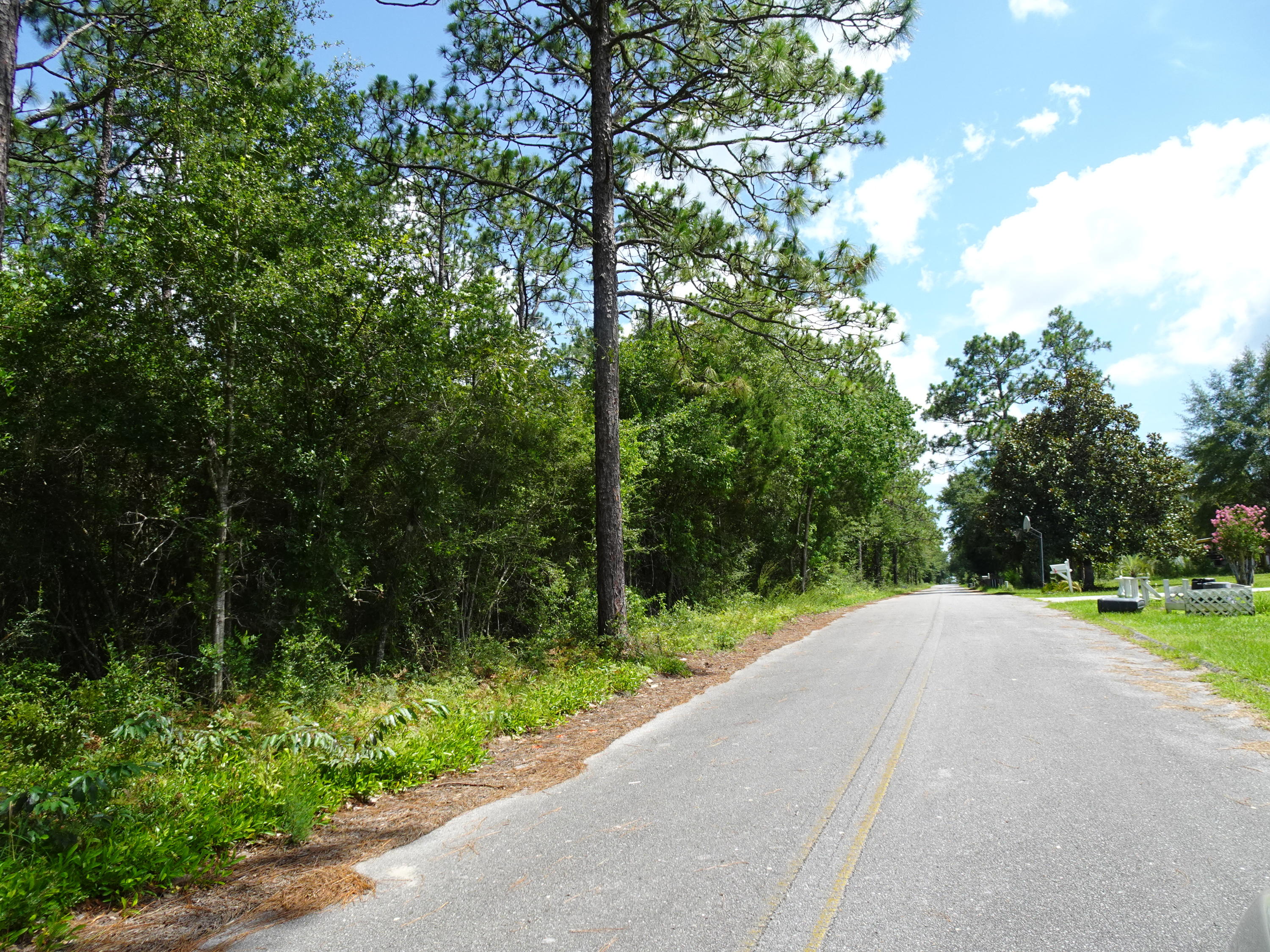 METES & BOUNDS - Land