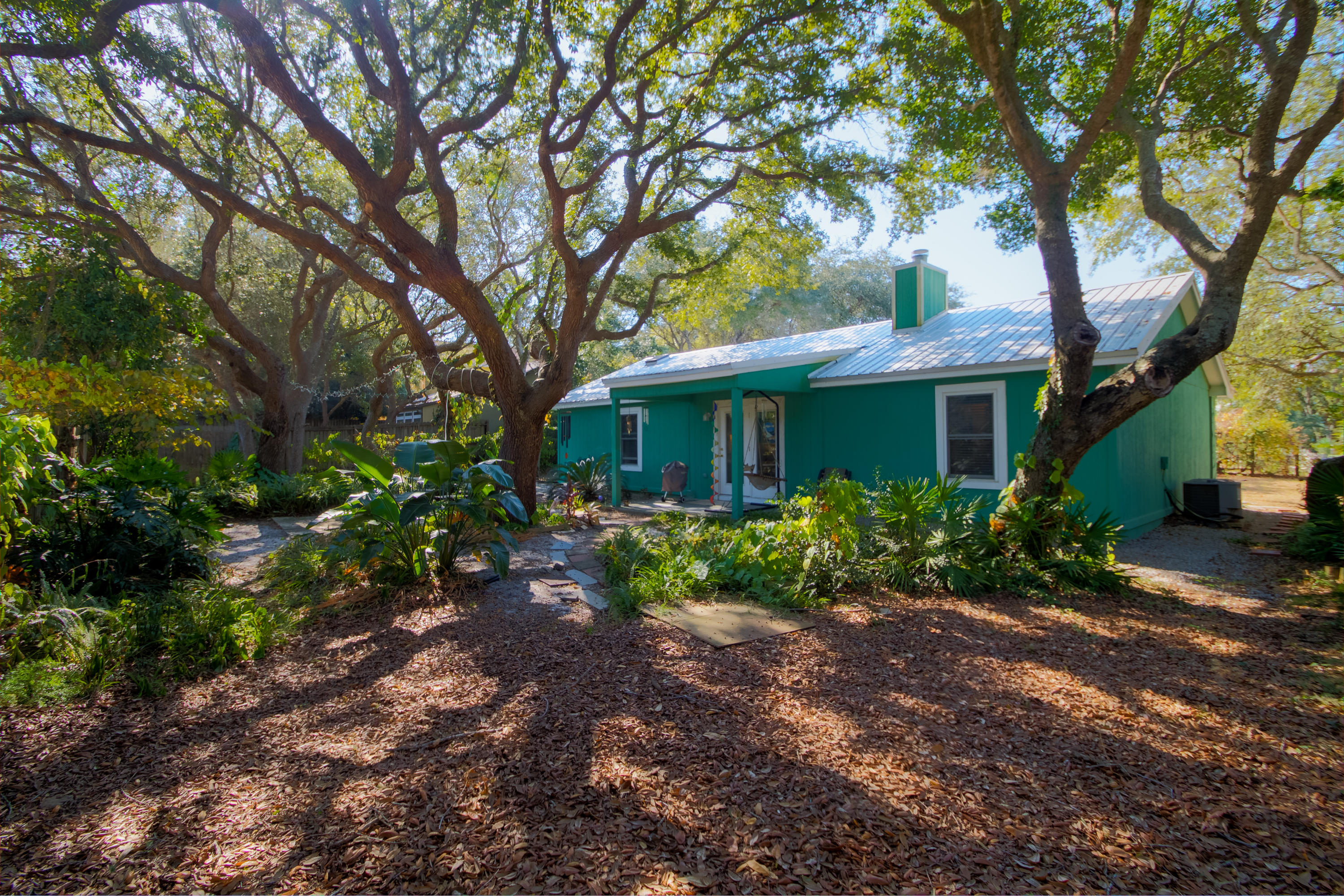 CAMP CREEK LAKE - Residential