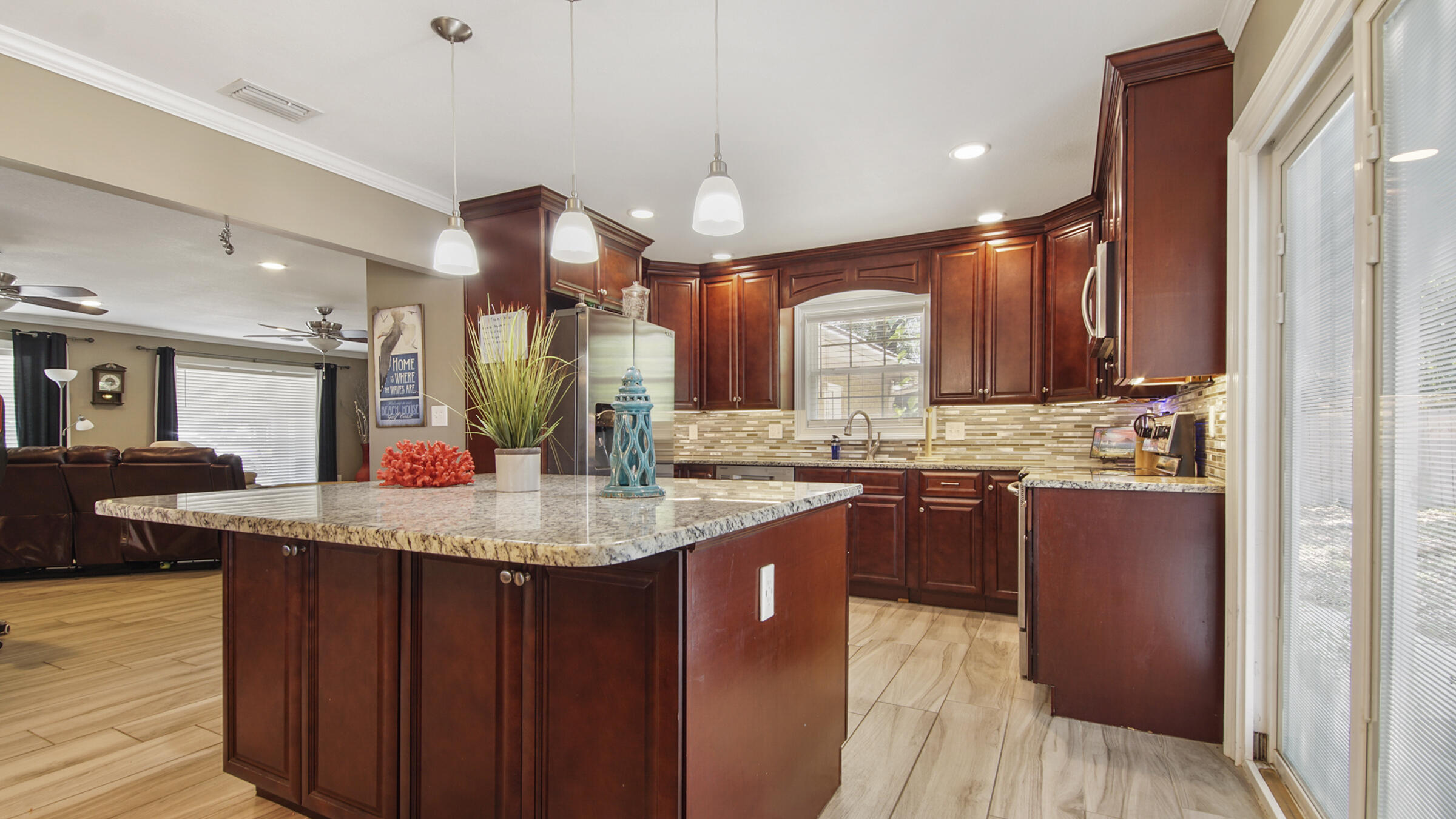 MIRAMAR ESTATES 1ST ADDN - Residential