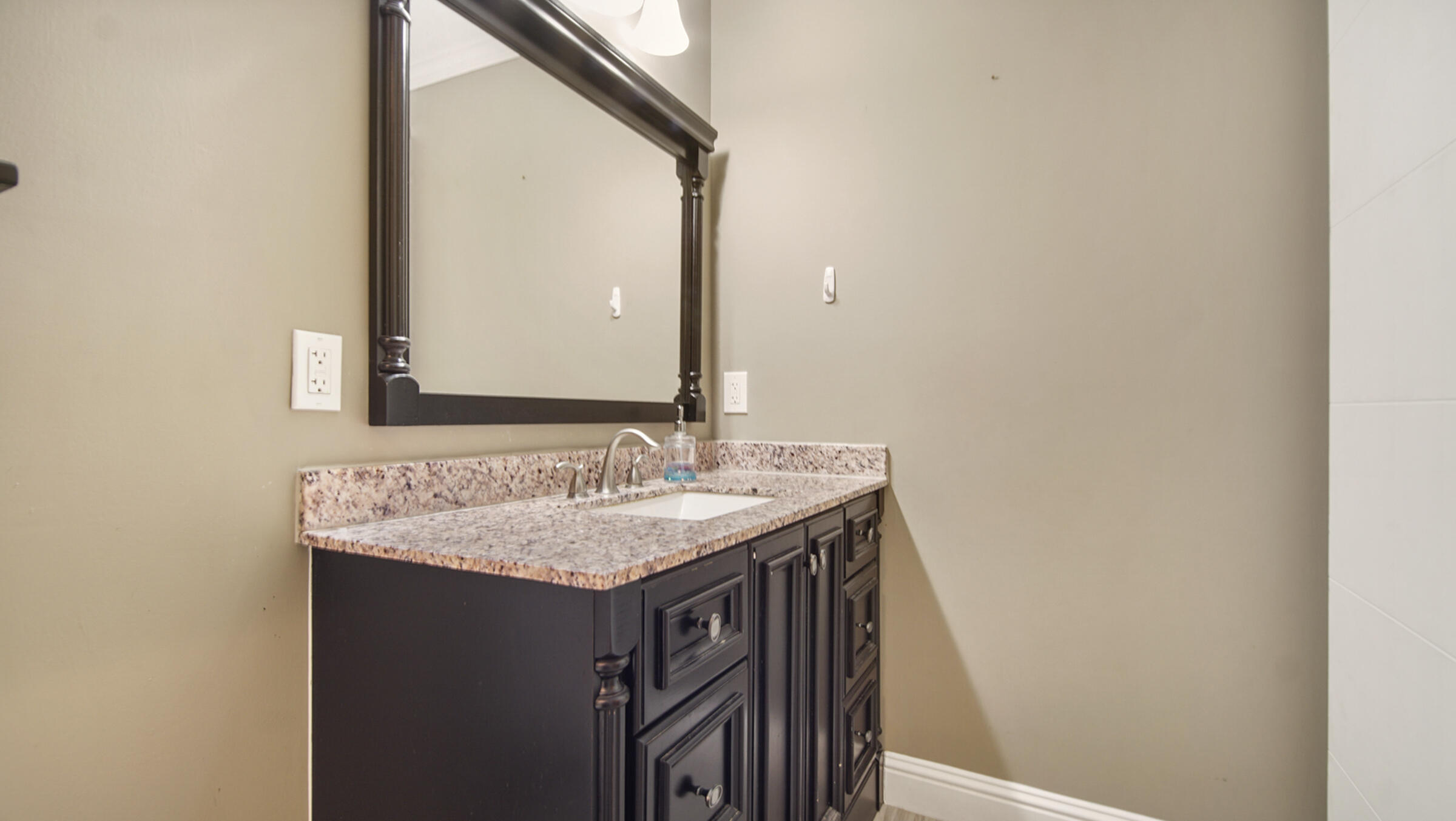 MIRAMAR ESTATES 1ST ADDN - Residential