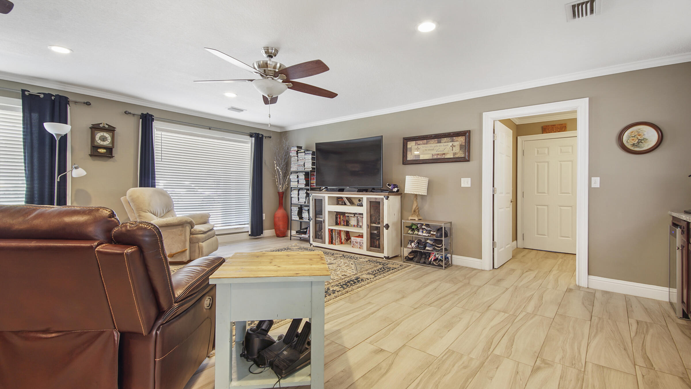 MIRAMAR ESTATES 1ST ADDN - Residential