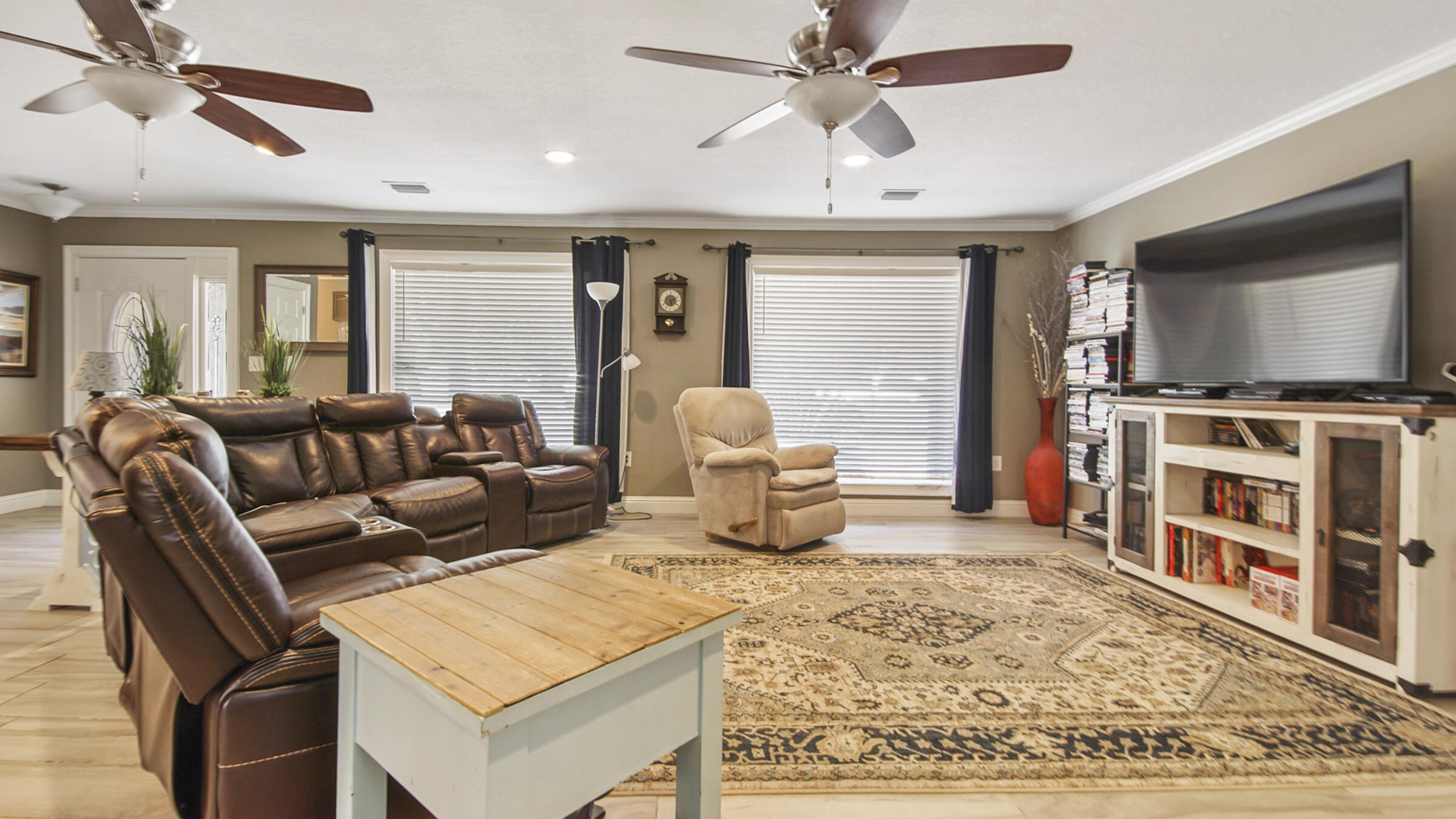 MIRAMAR ESTATES 1ST ADDN - Residential