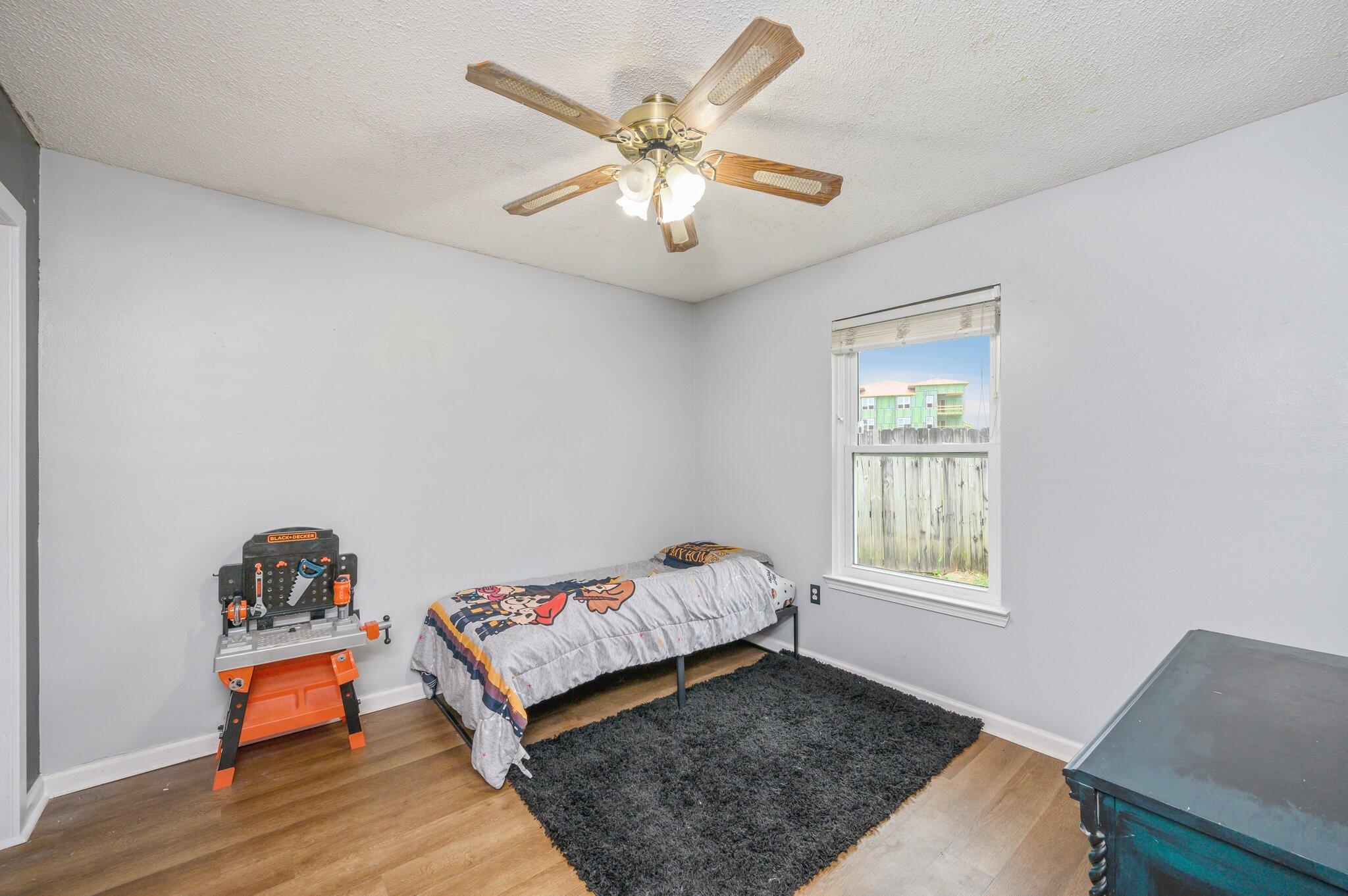 HOLLYROD PARK PH 2 - Residential