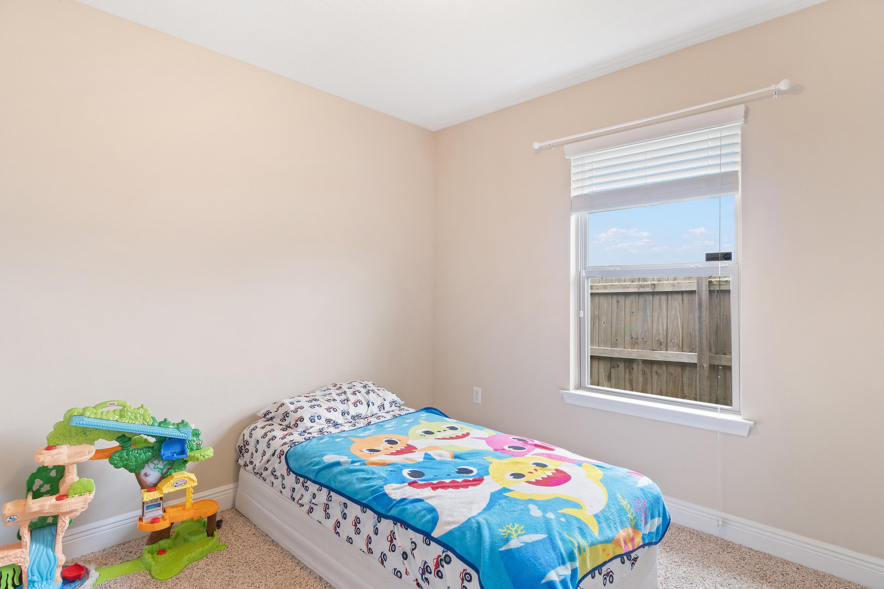 DUGGAN POND ESTATES - Residential