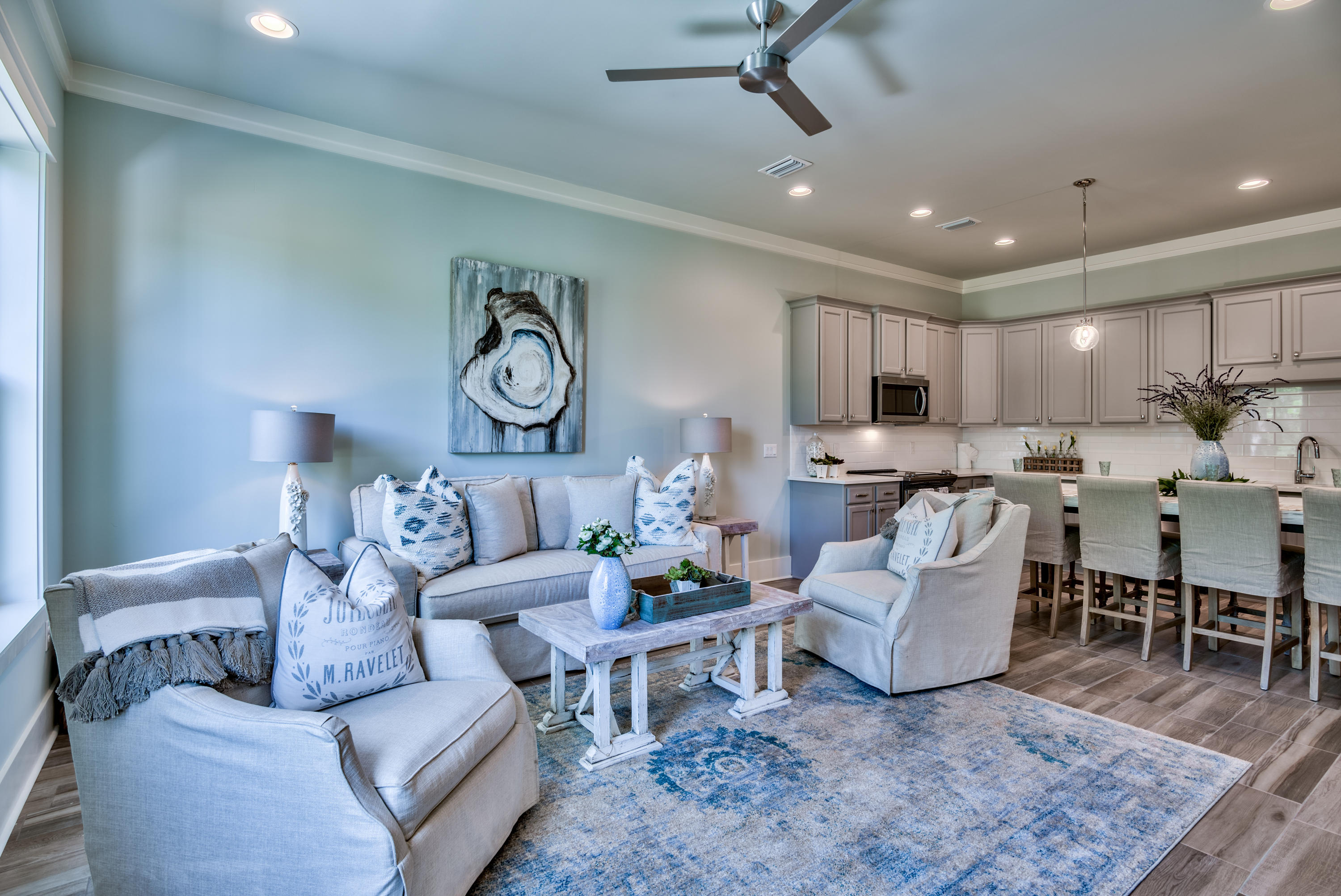 HIDDEN PALMS - Residential