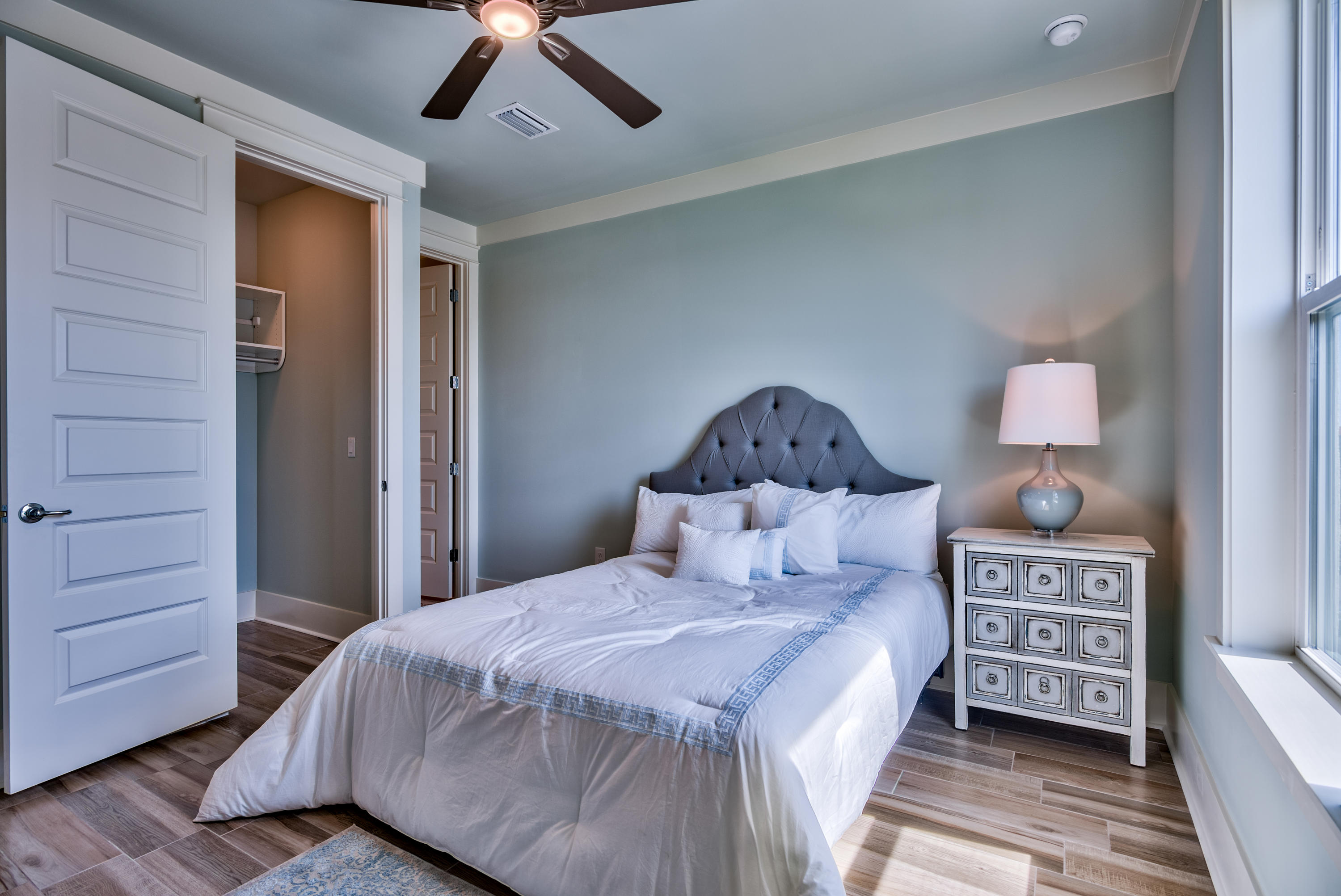 HIDDEN PALMS - Residential