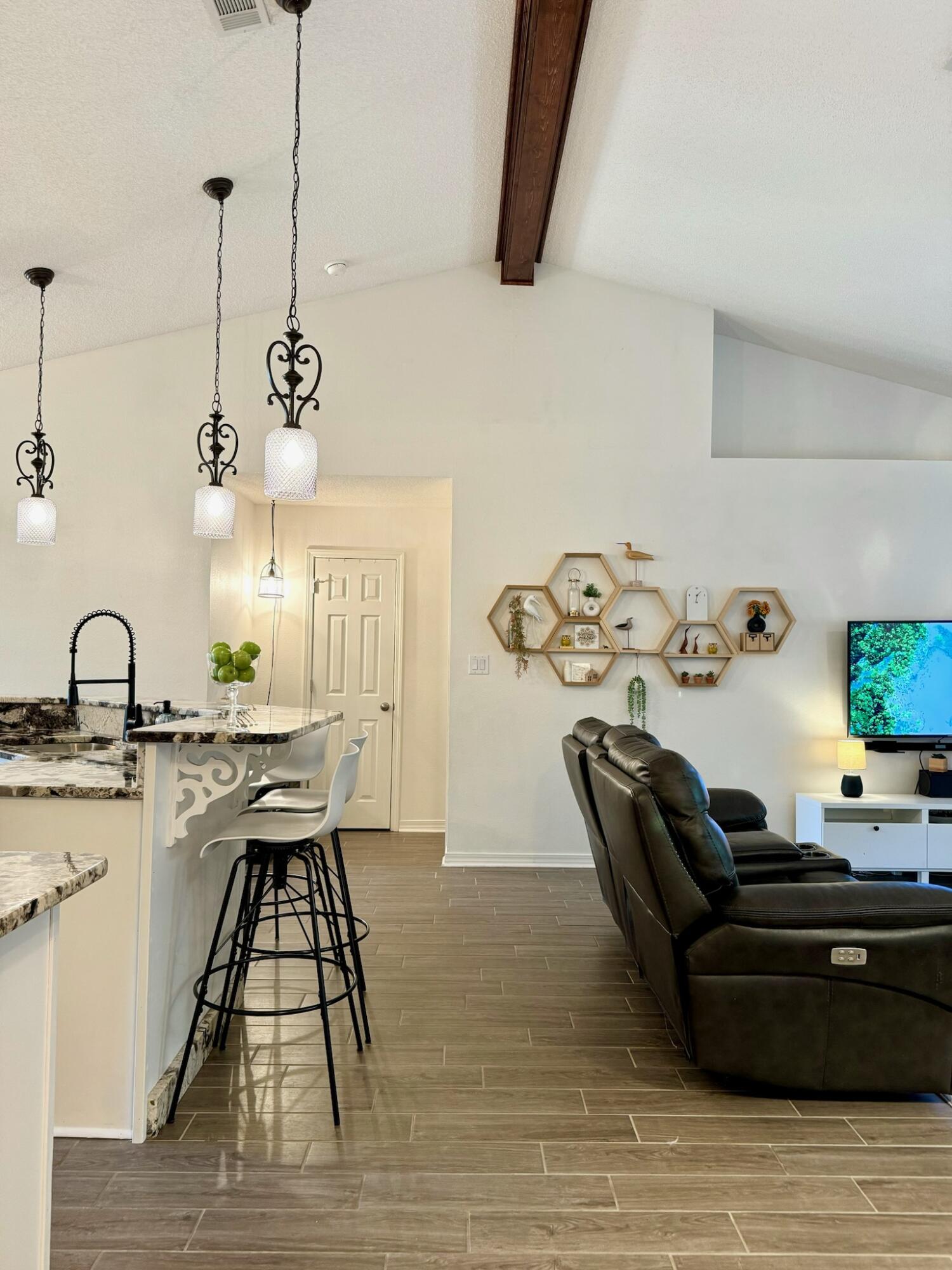WATERSTONE - Residential