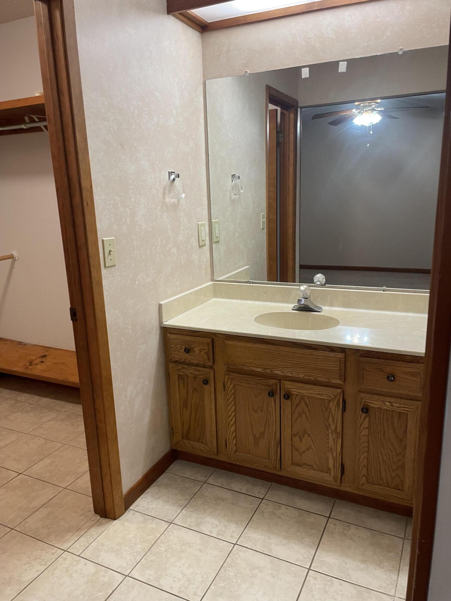 CEDAR RIDGE PH 3 - Residential Lease