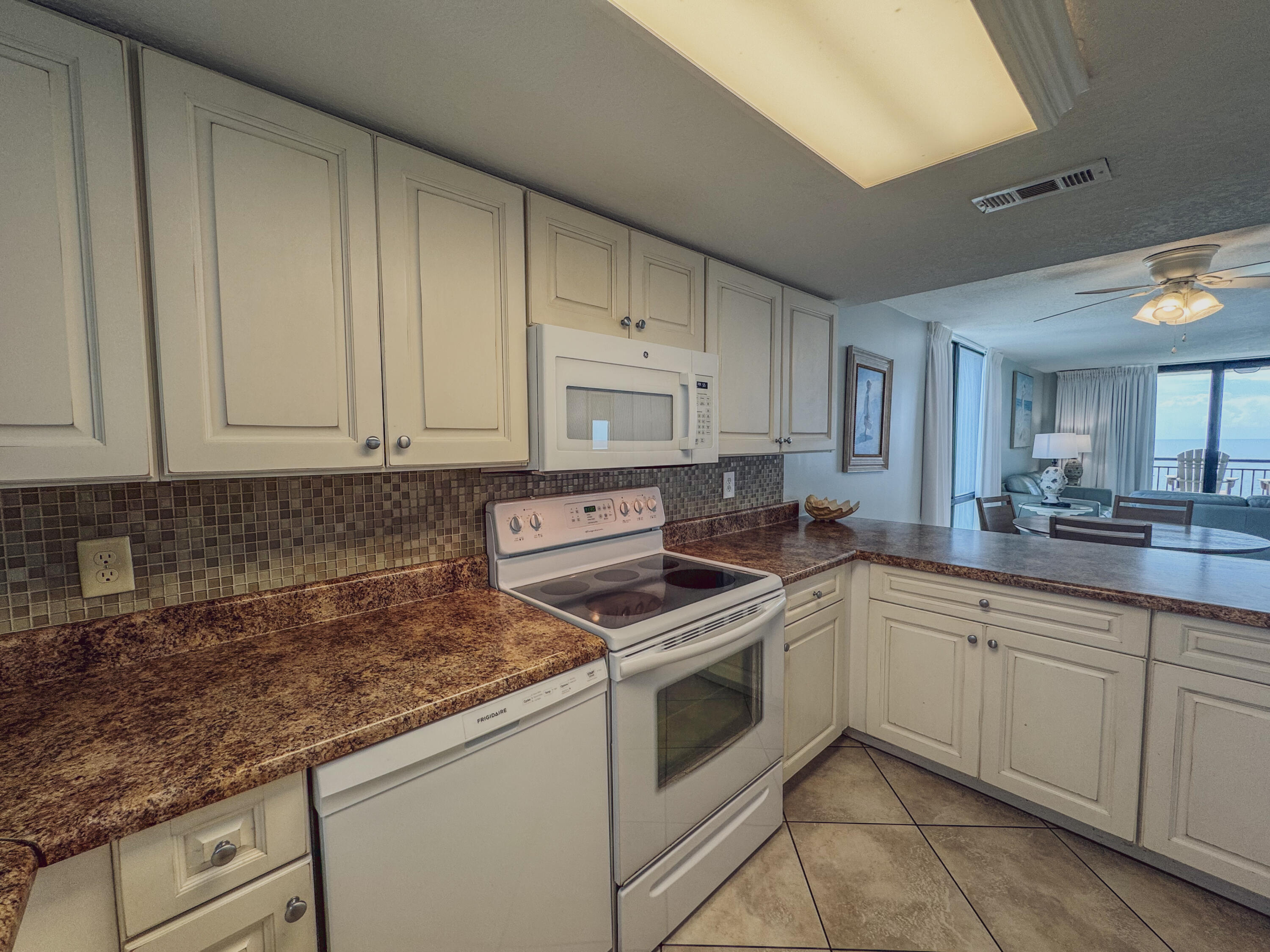 SUNDESTIN INTERNATIONAL CONDO - Residential