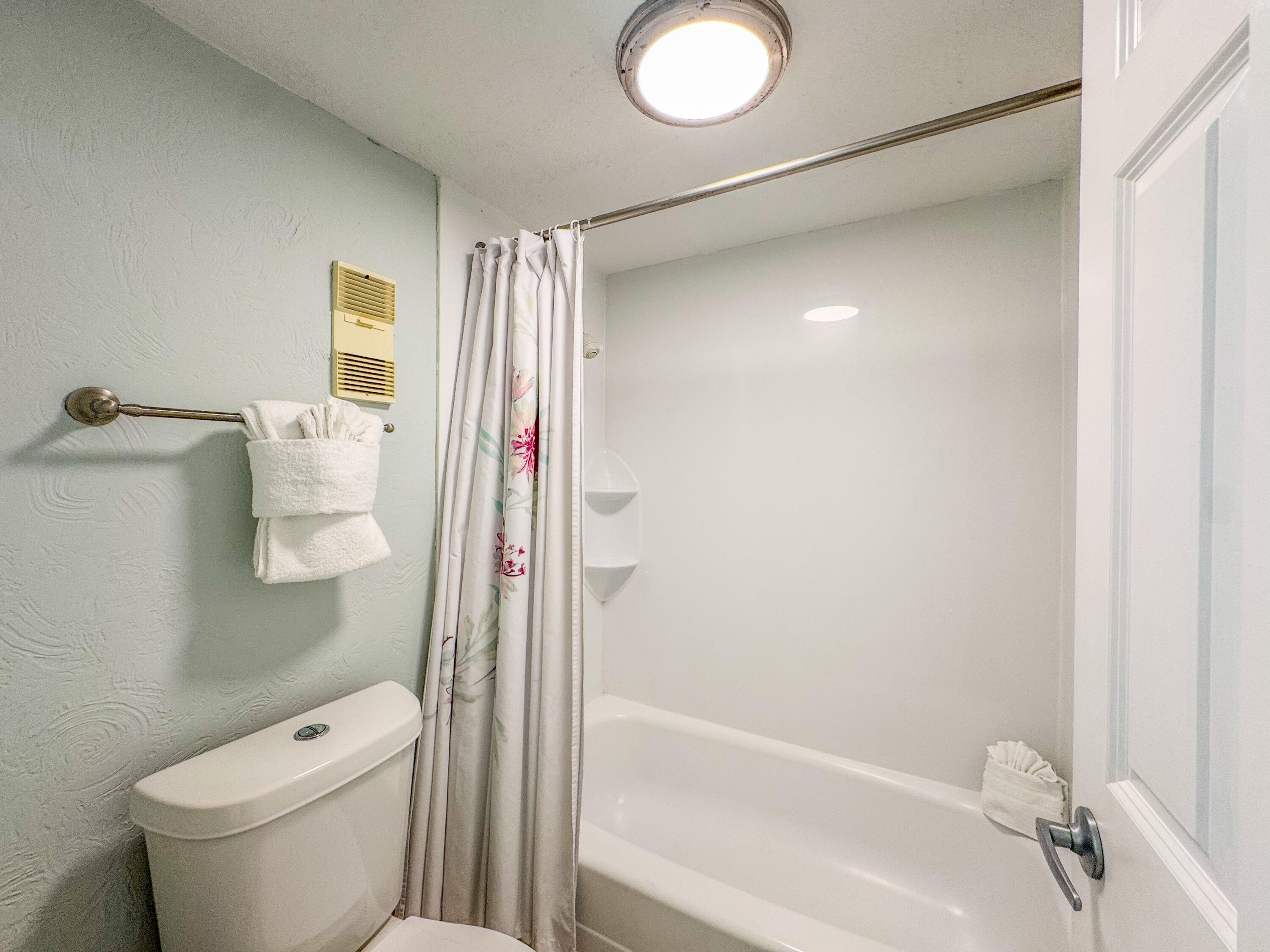 SUNDESTIN INTERNATIONAL CONDO - Residential