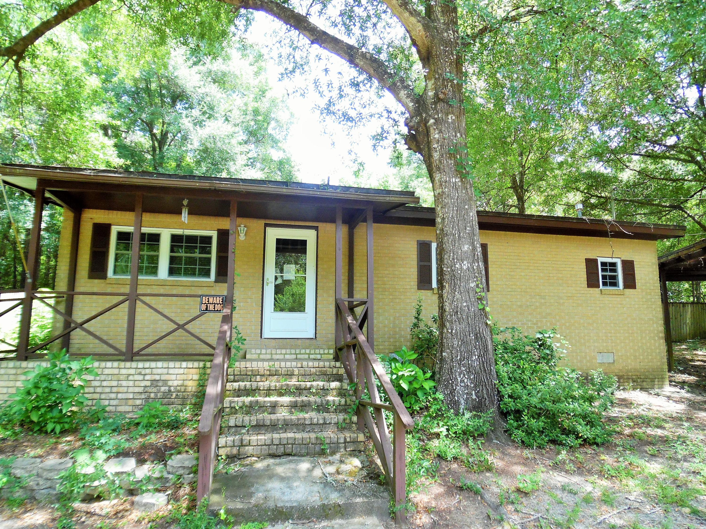 REO property. Price Reduced! Heart of Crestview. Huge Lot! Close to schools, restaurants and shopping! 2 bedrooms. 1 HUGE bathroom. Living room, Dining Area, Covered Porch, 2 sheds, covered parking area and covered porch on back of house.See attachment for PAS requirements and WFHM offer submittal information in MLS document section.