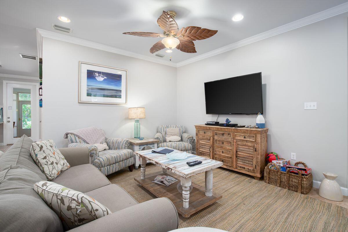 CRYSTAL LAKE PHASE II - Residential