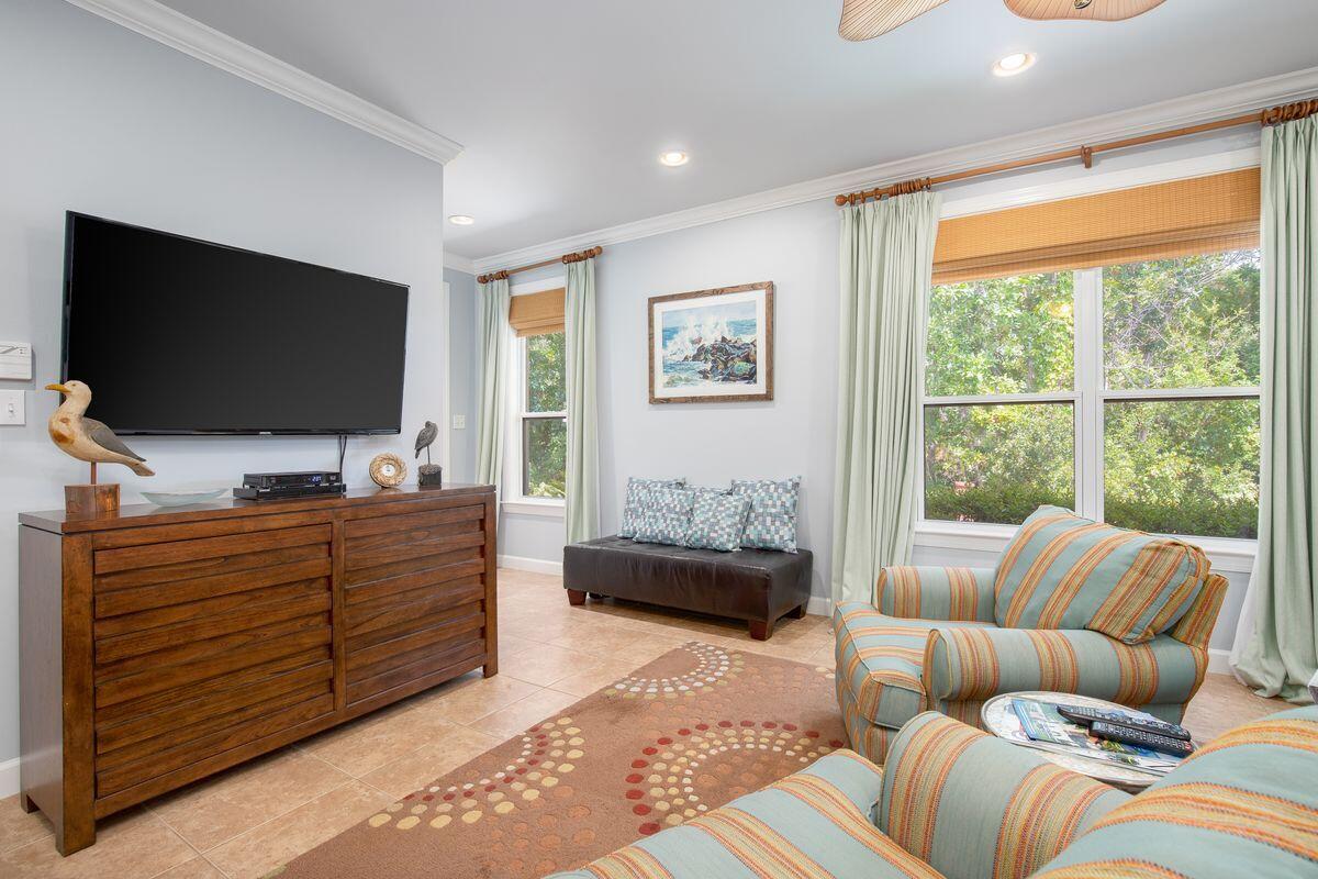 CRYSTAL LAKE PHASE II - Residential