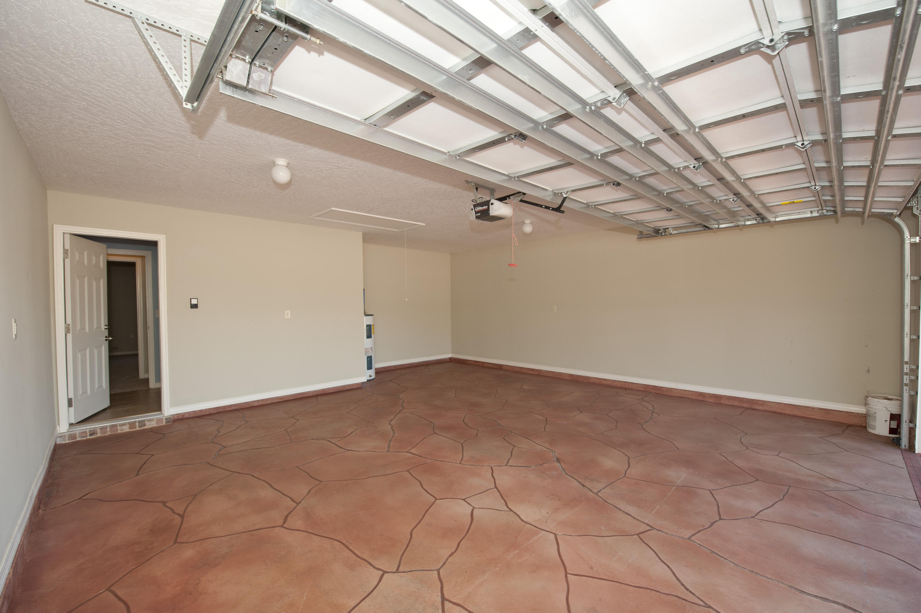 TRAILWOOD ESTATES - Residential