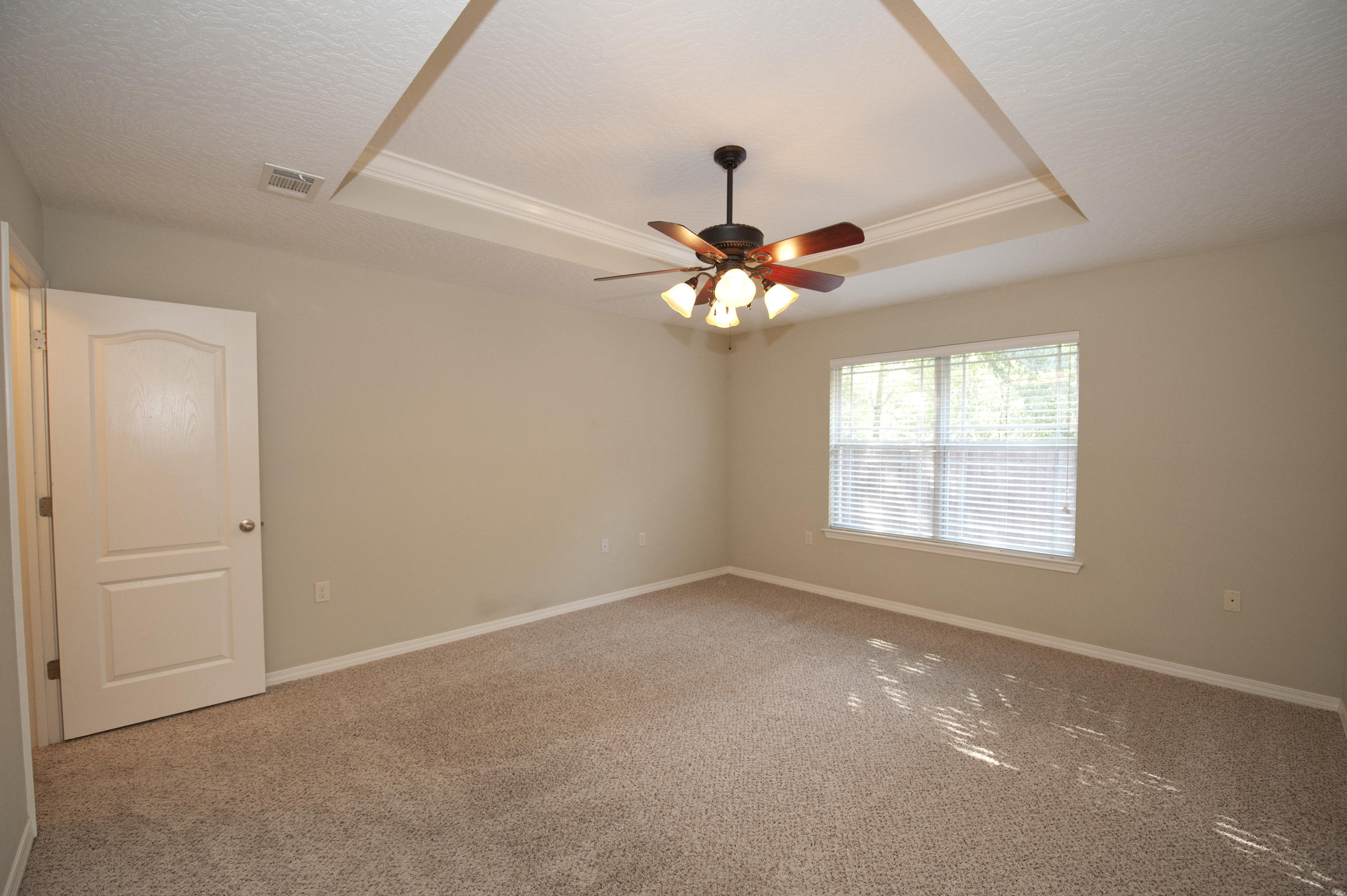 TRAILWOOD ESTATES - Residential