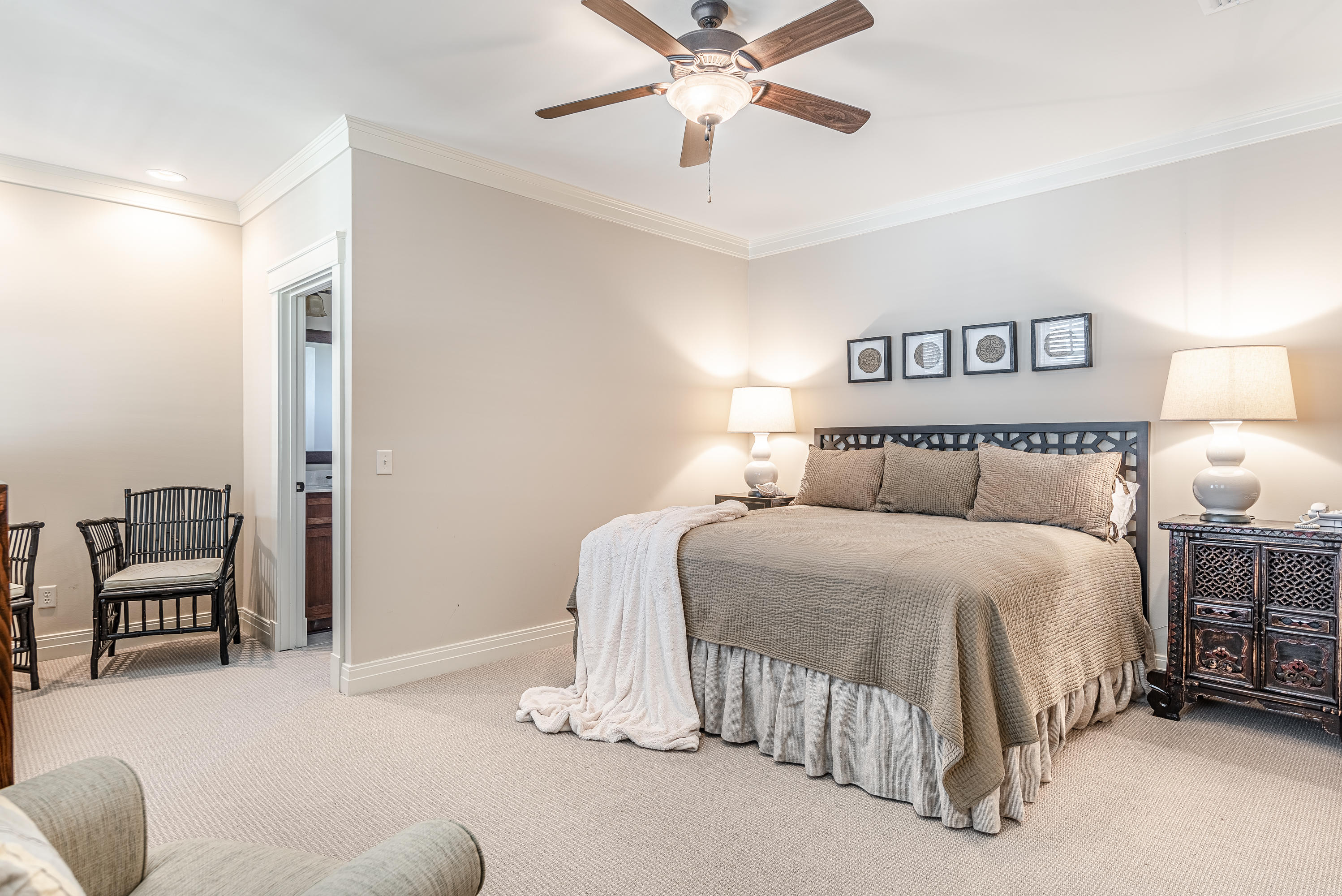 WILD HERON - Residential