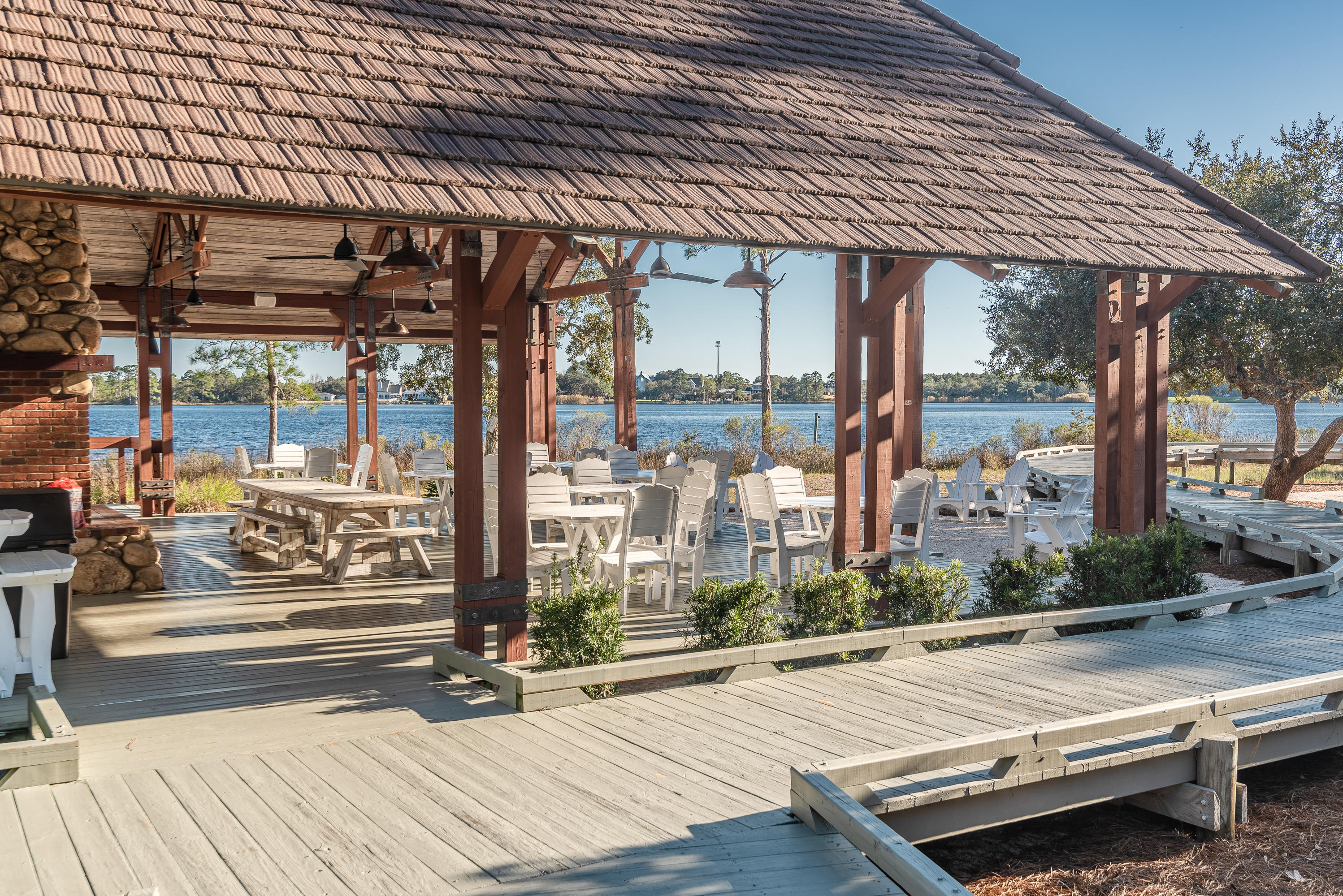 WILD HERON - Residential