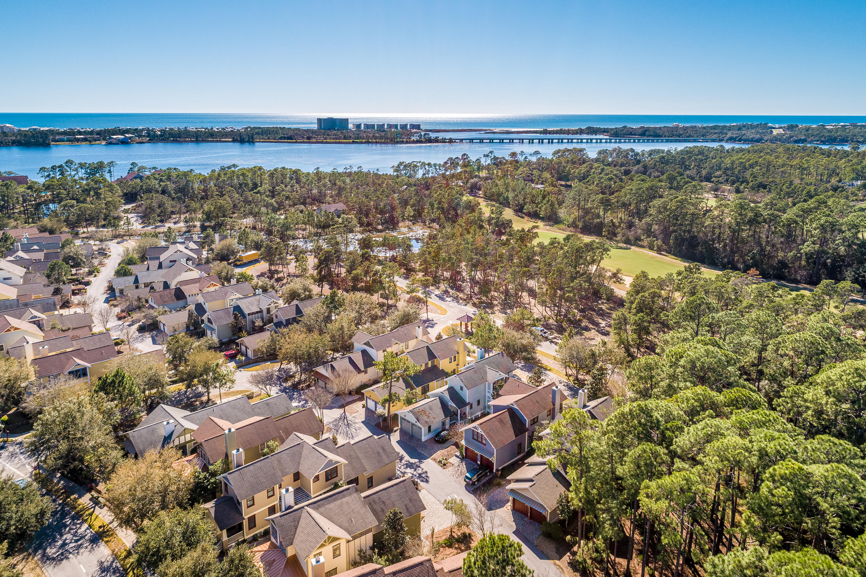 WILD HERON - Residential